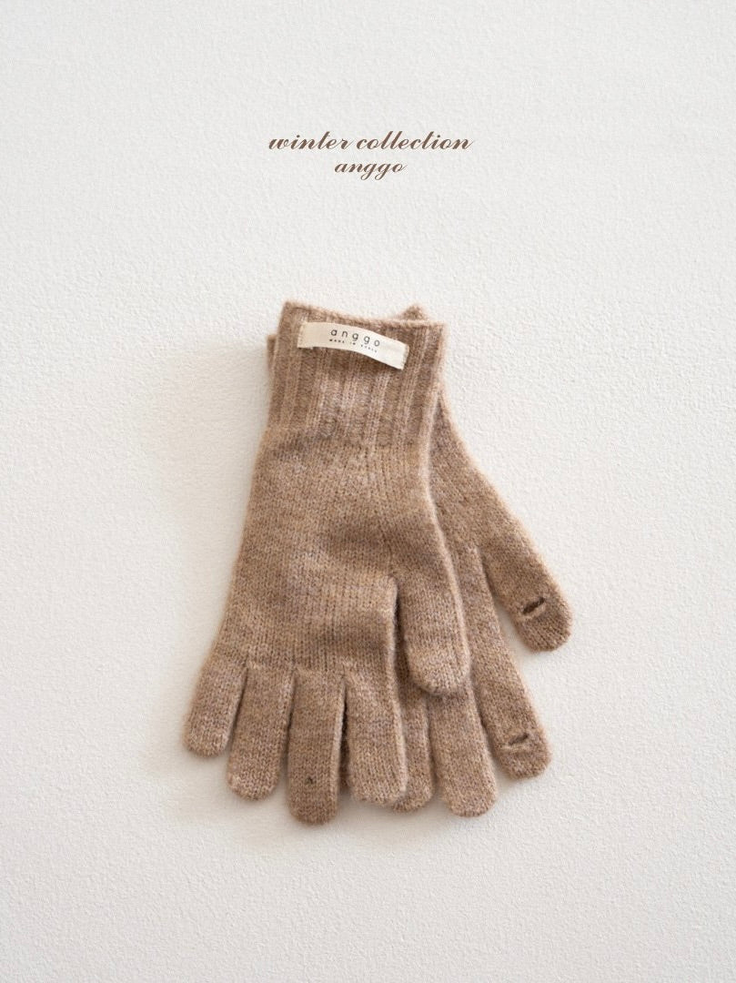 Anggo knit gloves