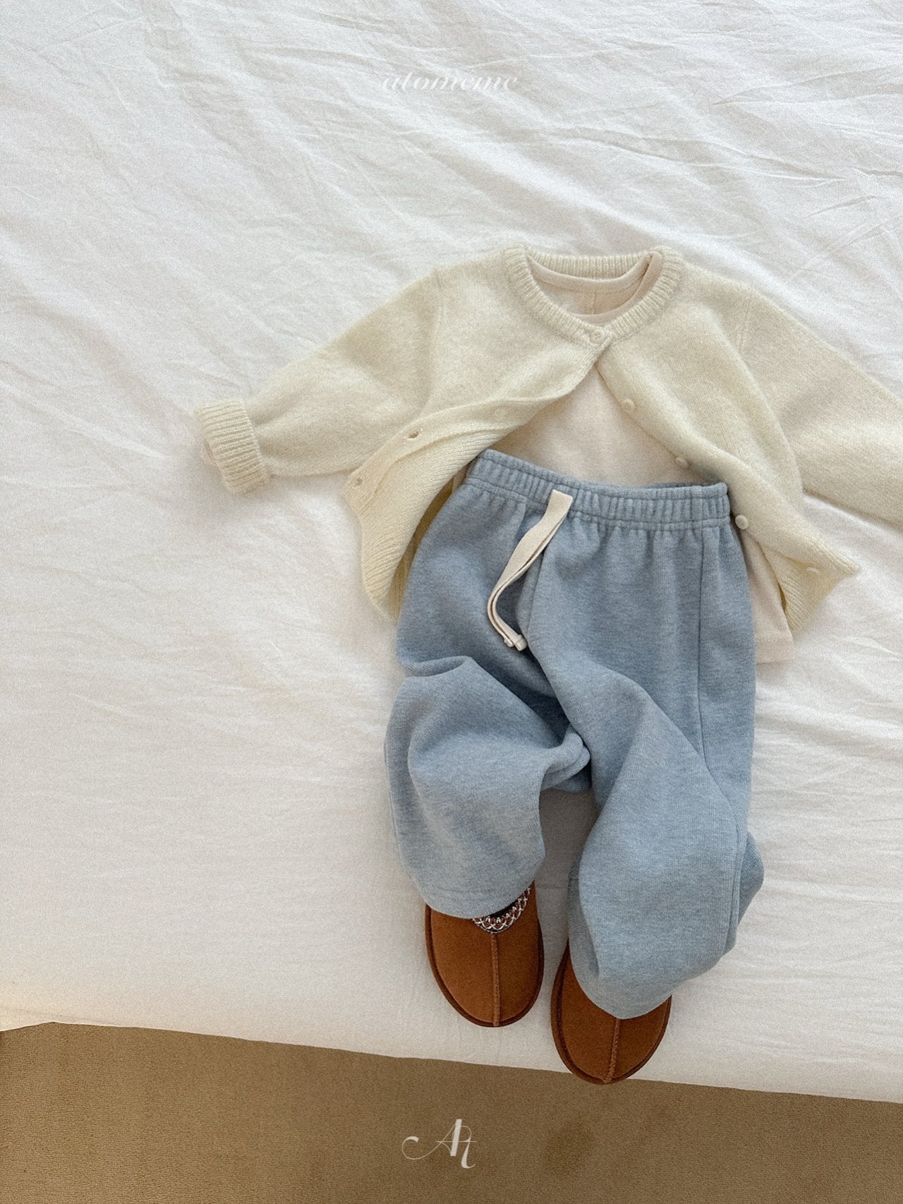 Winter issac T shirt
