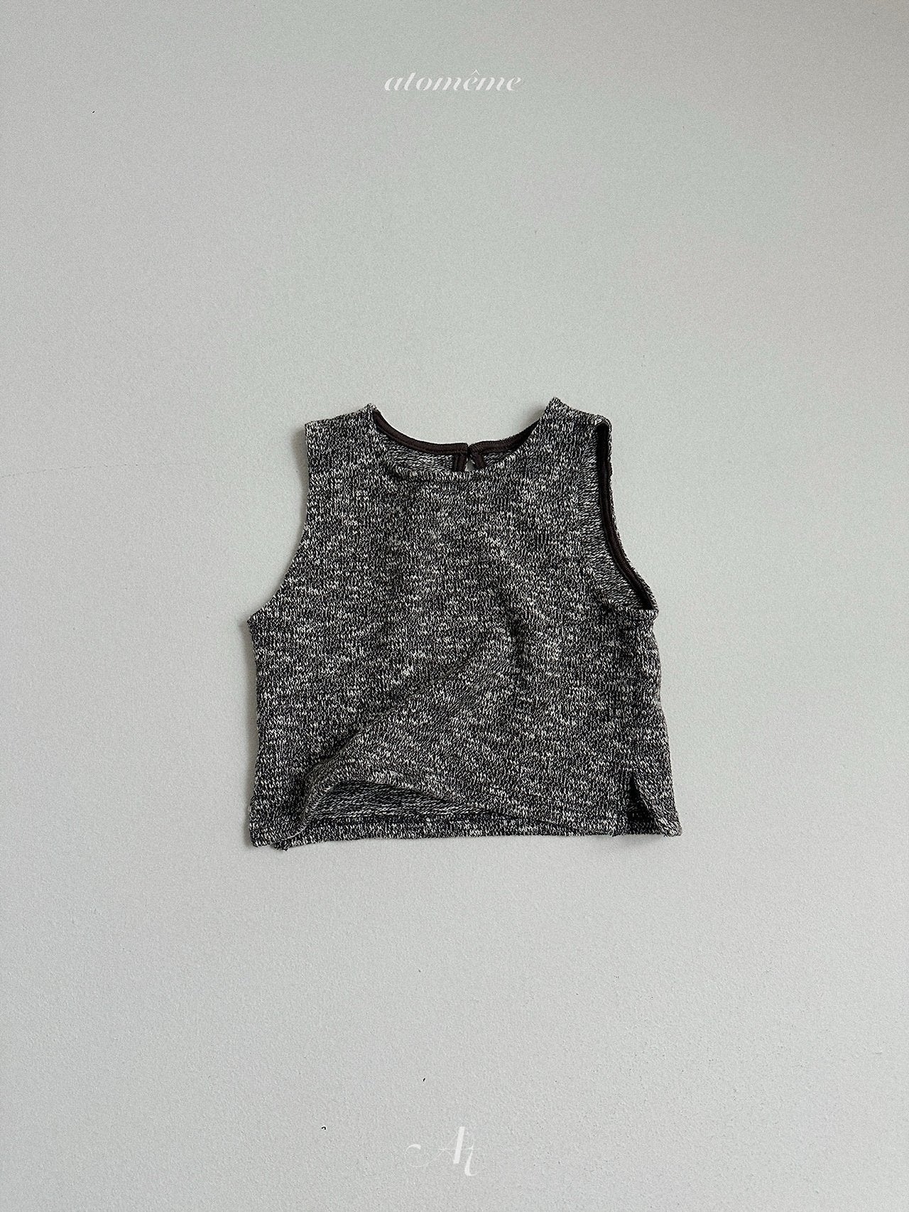 Nut wool vest