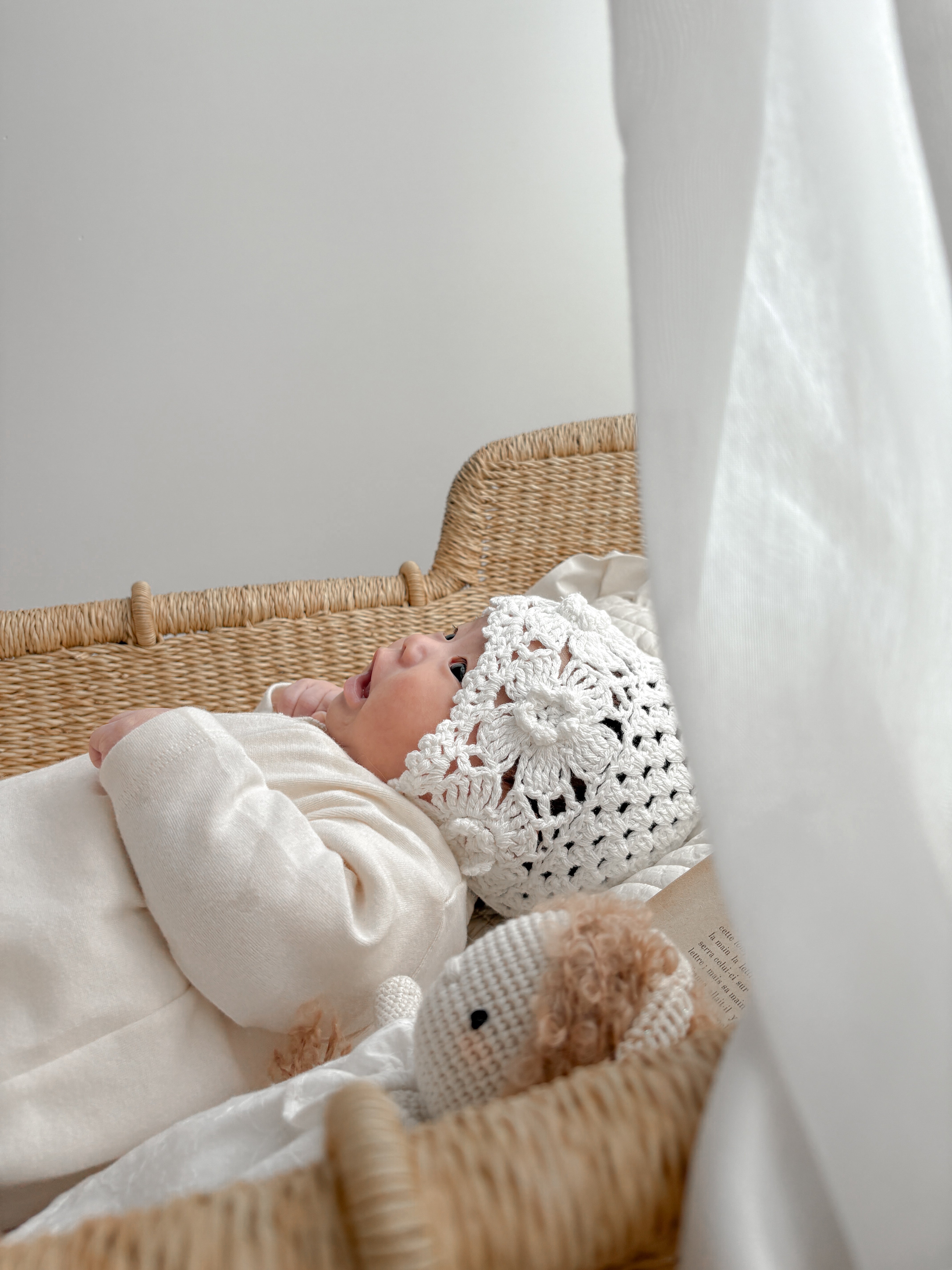 Mary rose handmade bonnet