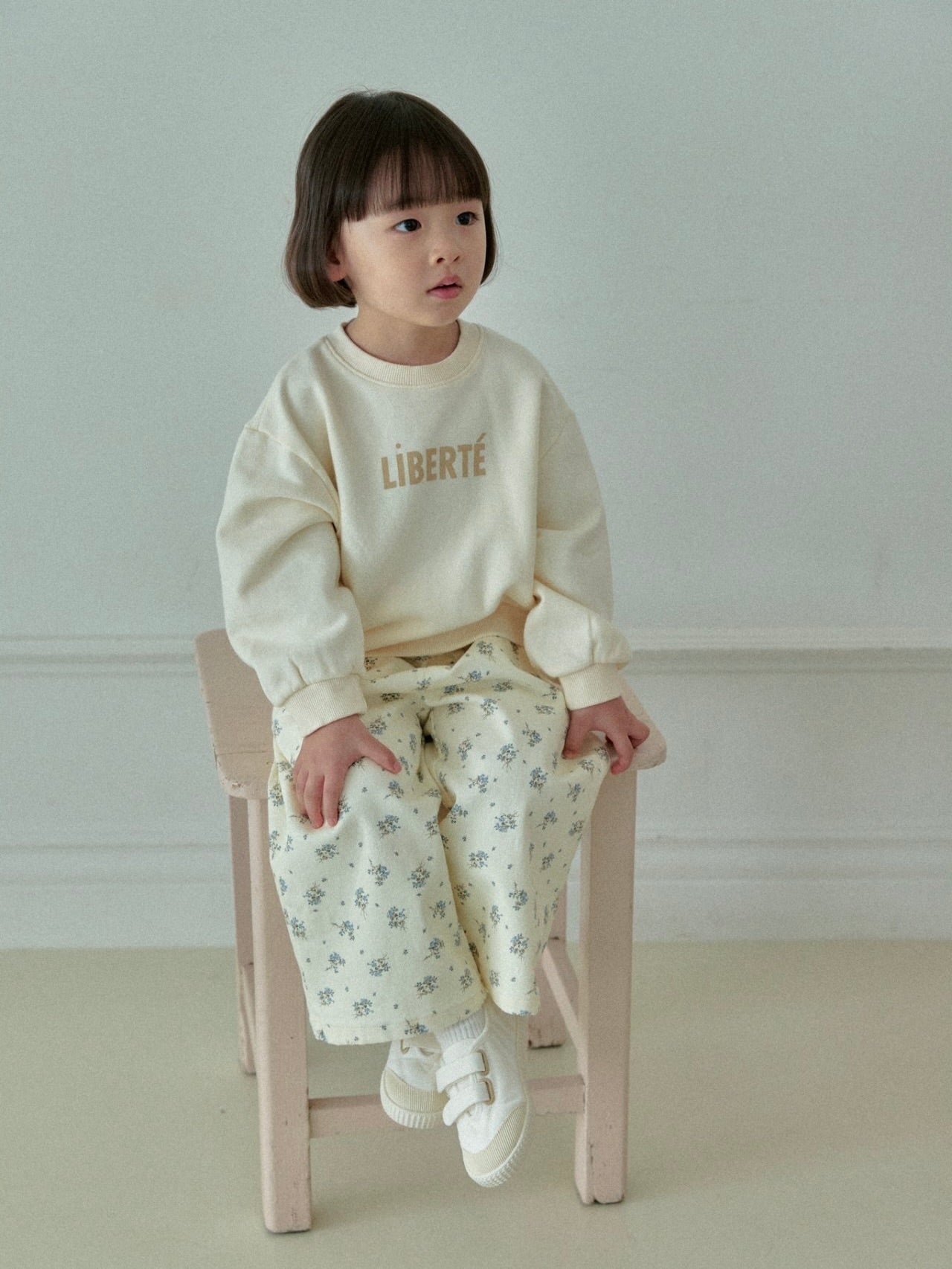 Spring printed sweatshirt