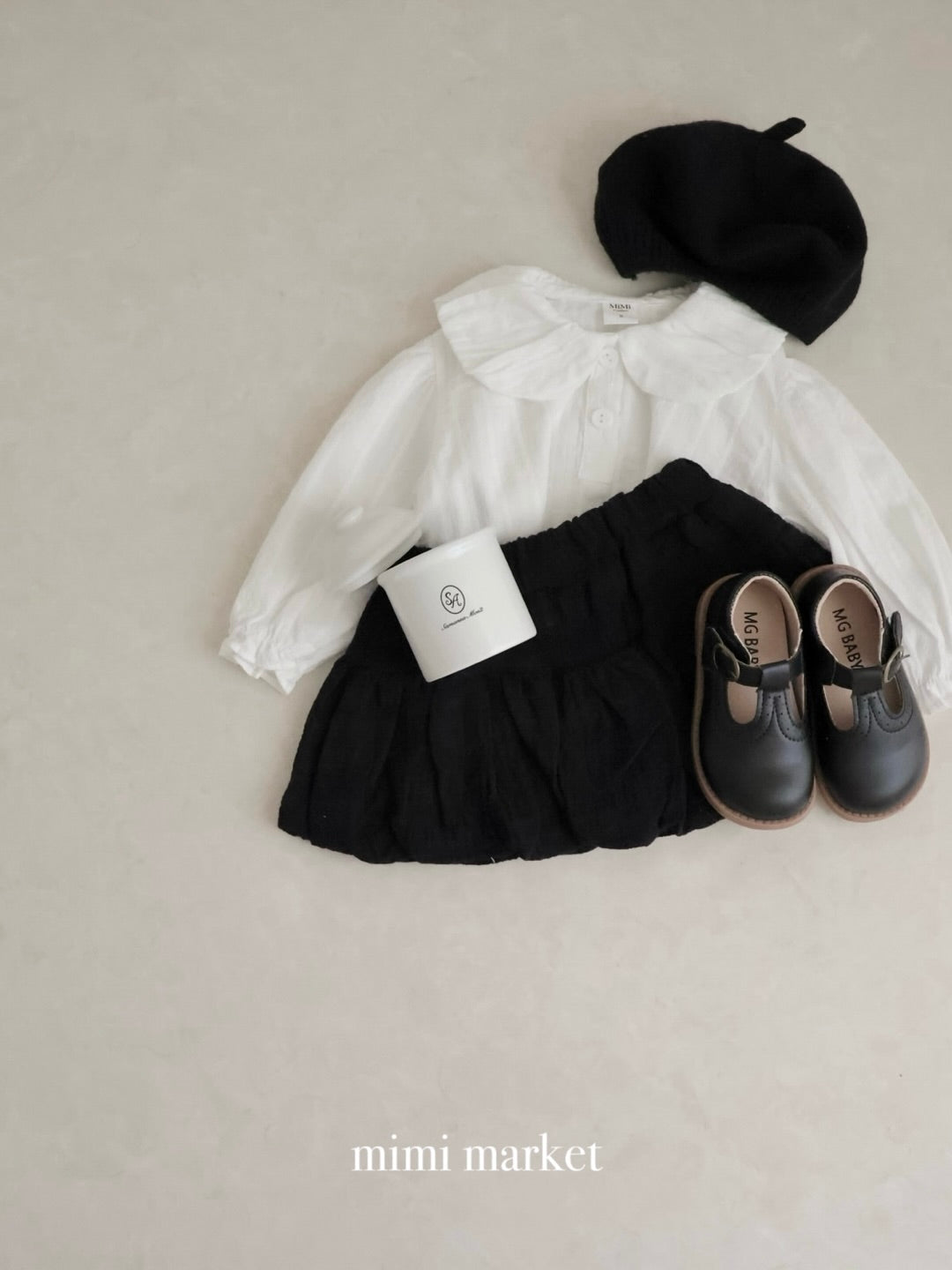 Volume collar blouse