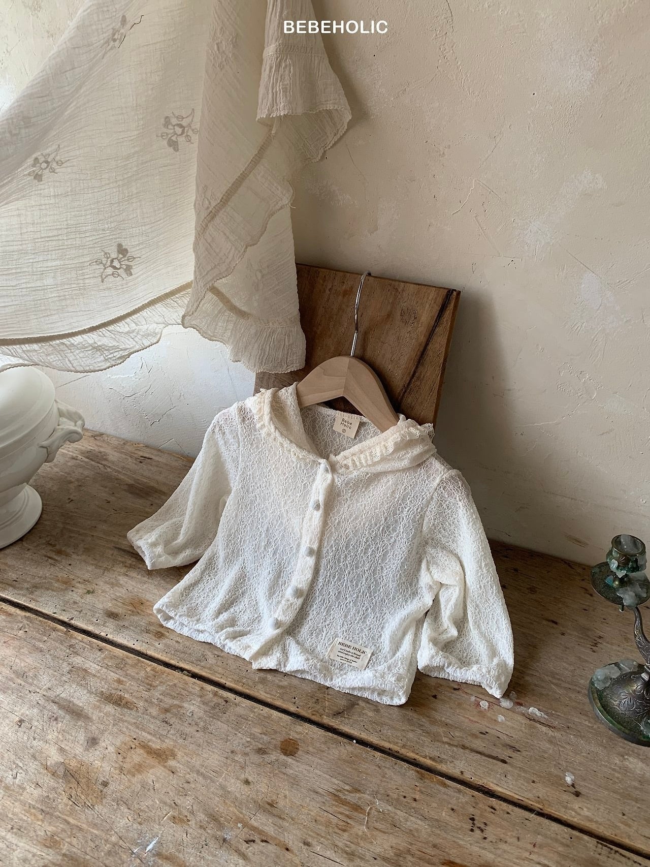 Lace hooded jacket