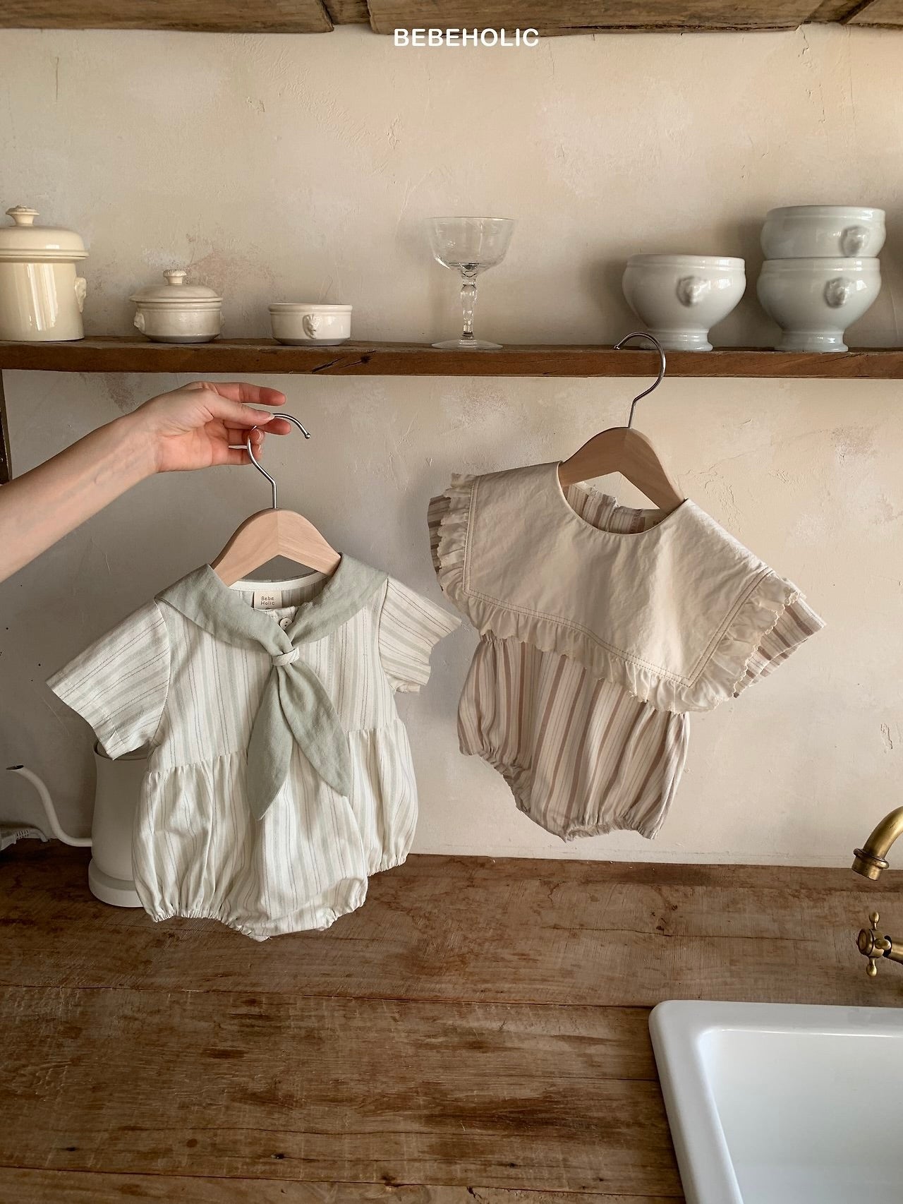 Cozy frill rompers