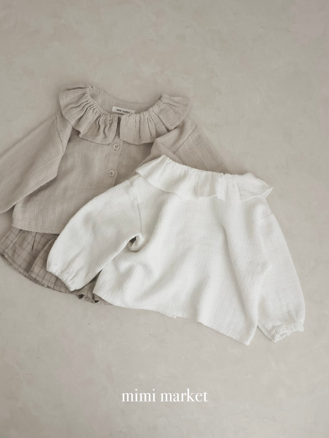 Frill collar shirt