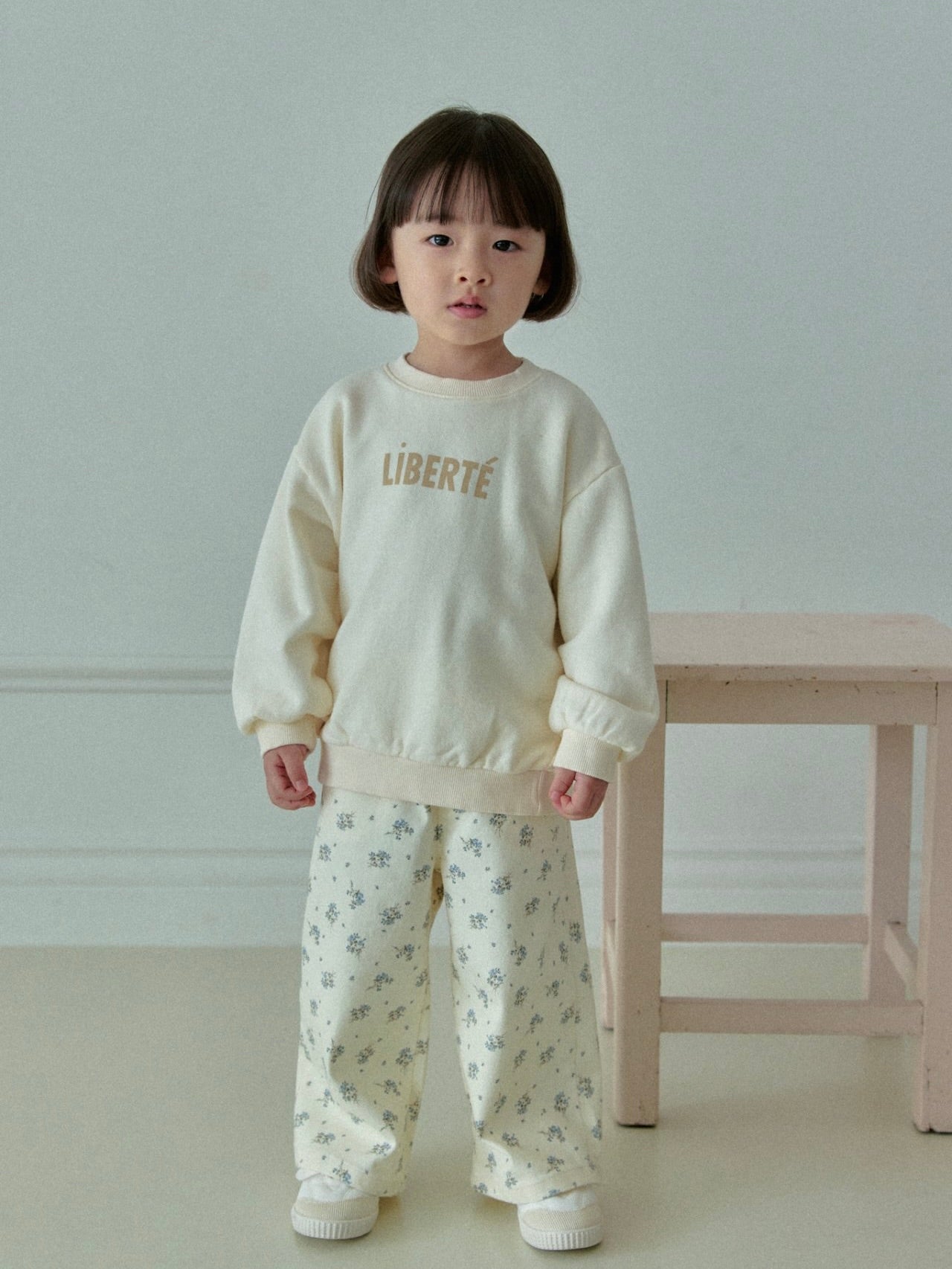 Spring printed sweatshirt