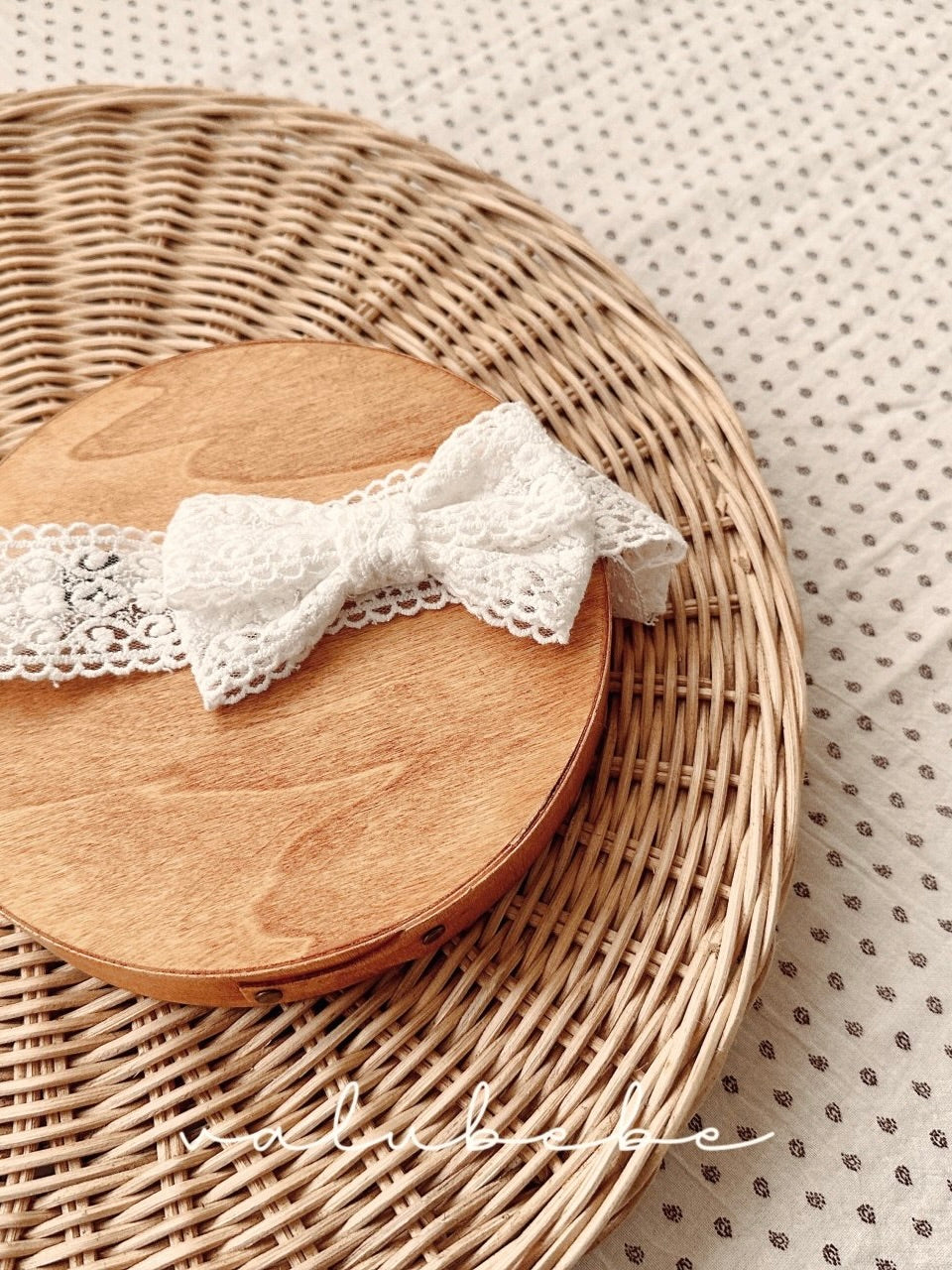 Lace ribbon headband