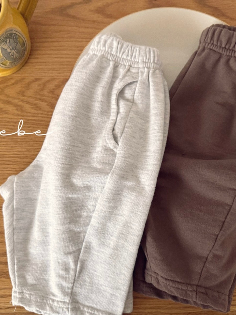 Fron slit ribbed pants