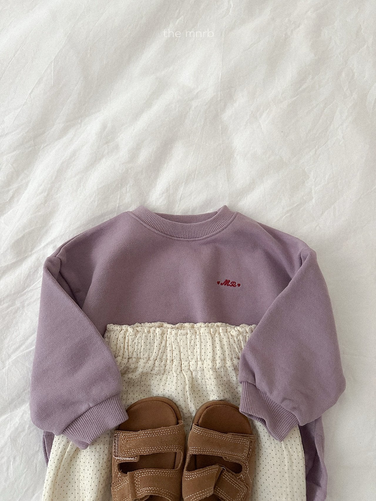 Asymmetric sweatshirt
