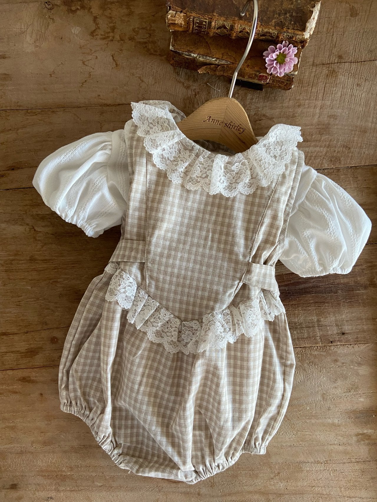 Minne ribbon rompers