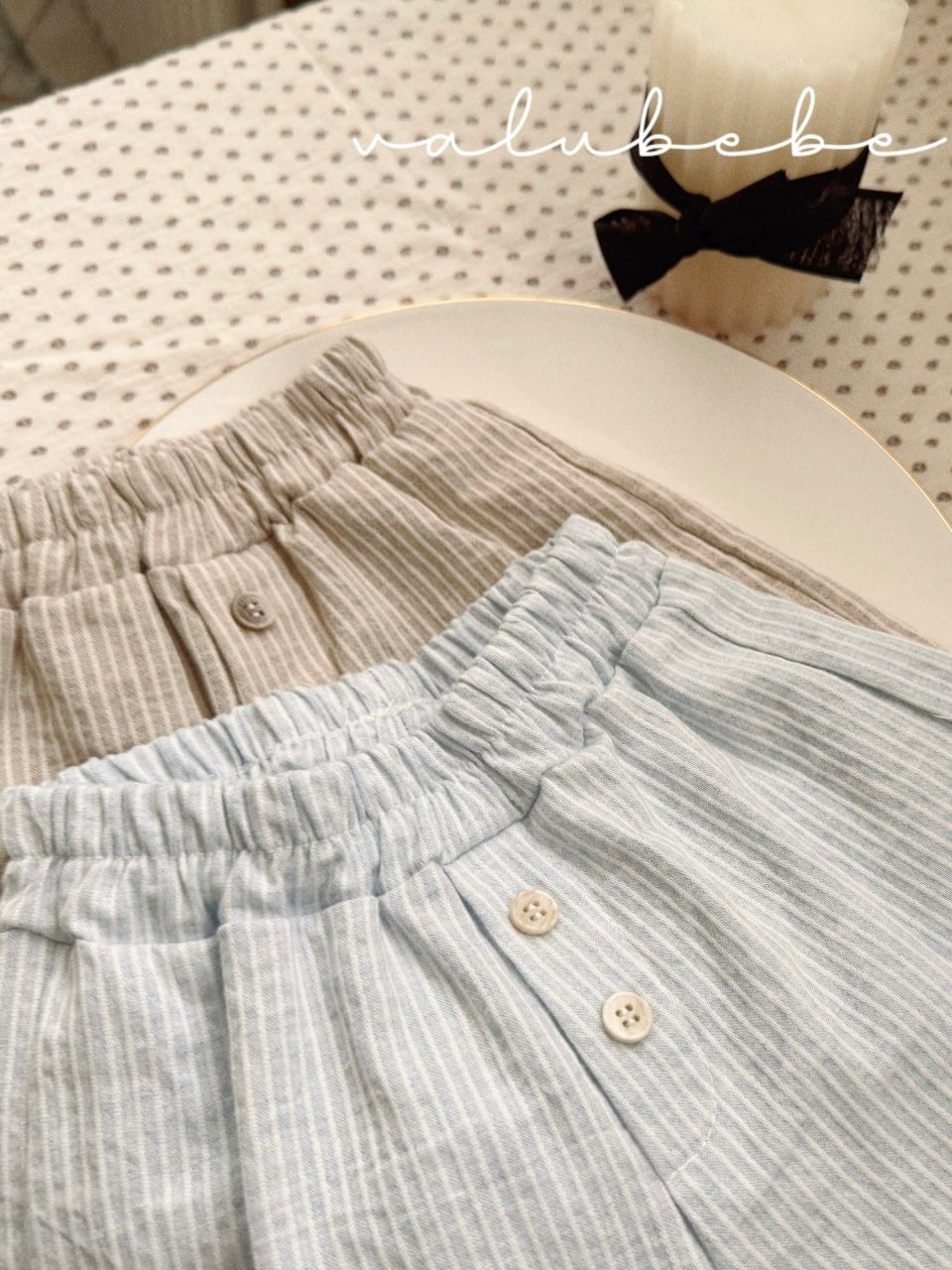 Classic lace half pants