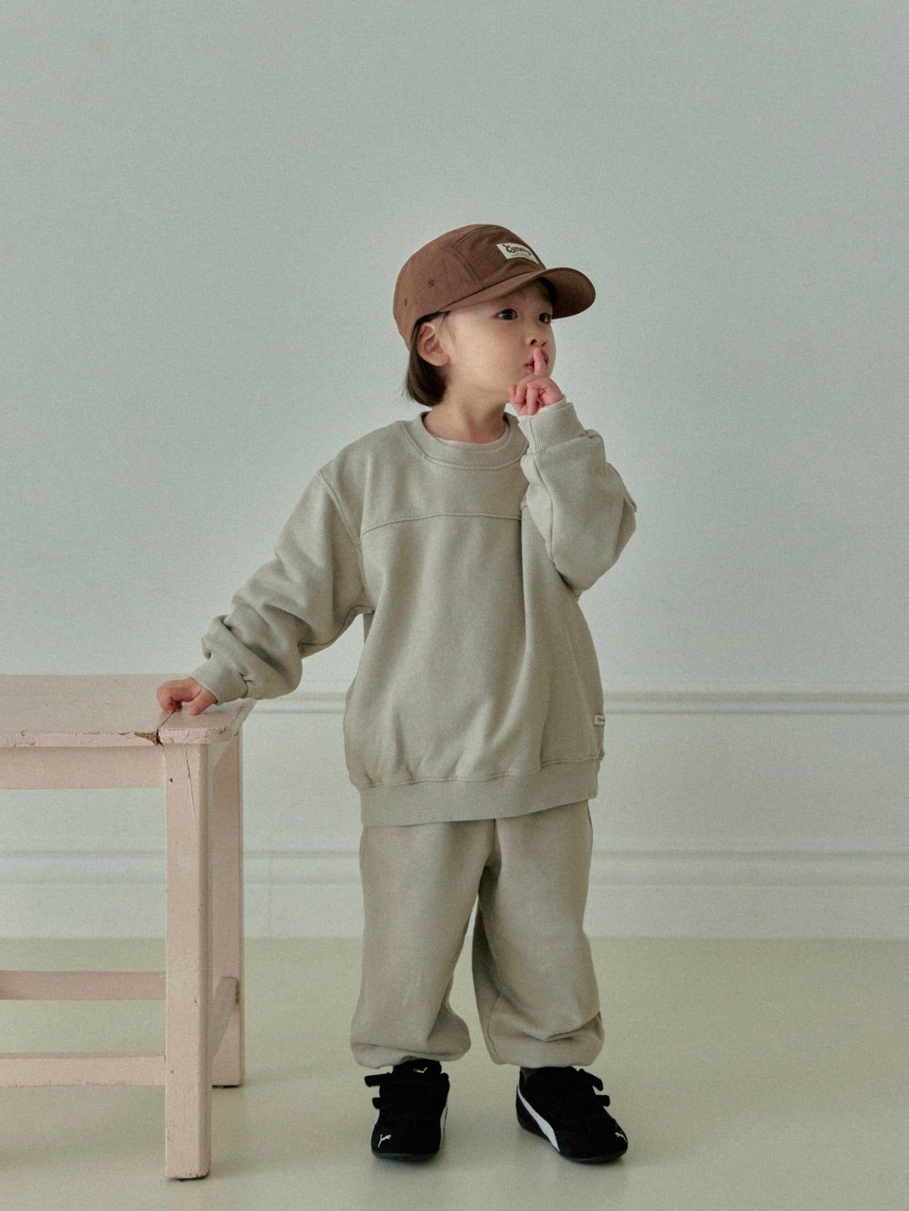 Pigment jogger pants