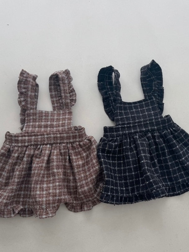 Check suspender one piece