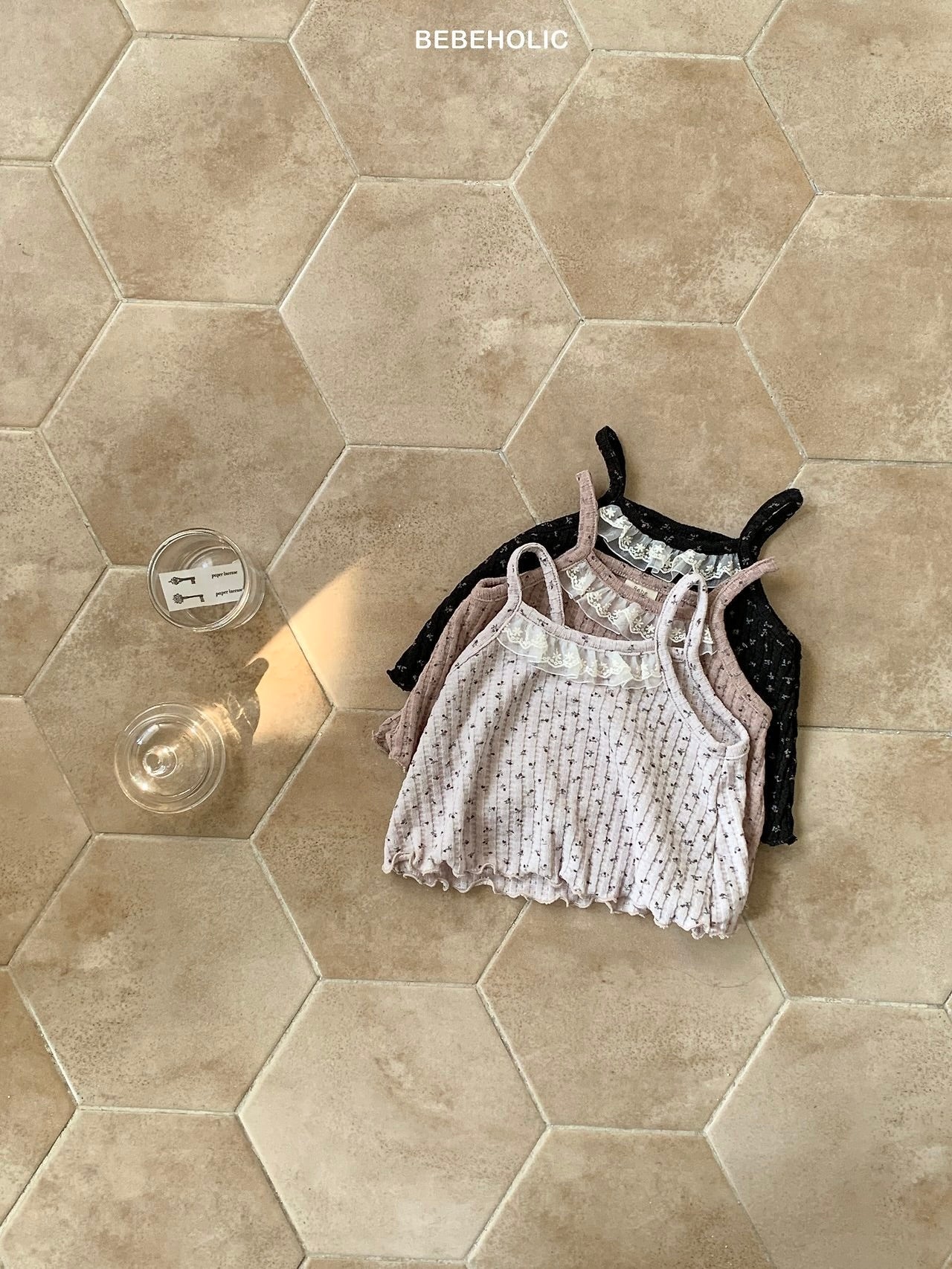 Frill sleeveless top