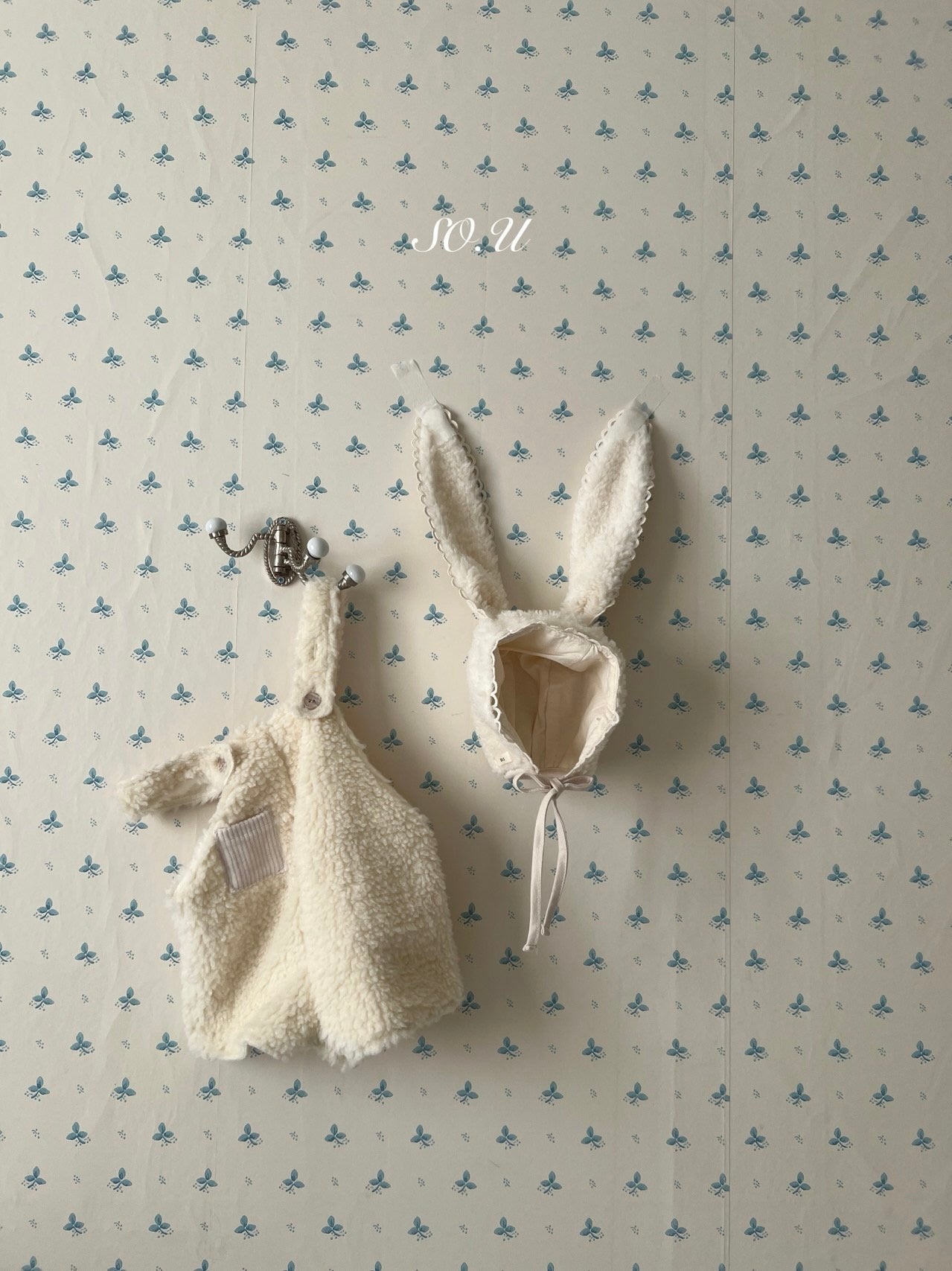 Boa bunny bonnet