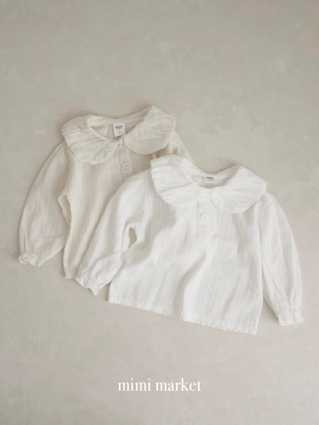 Volume collar blouse