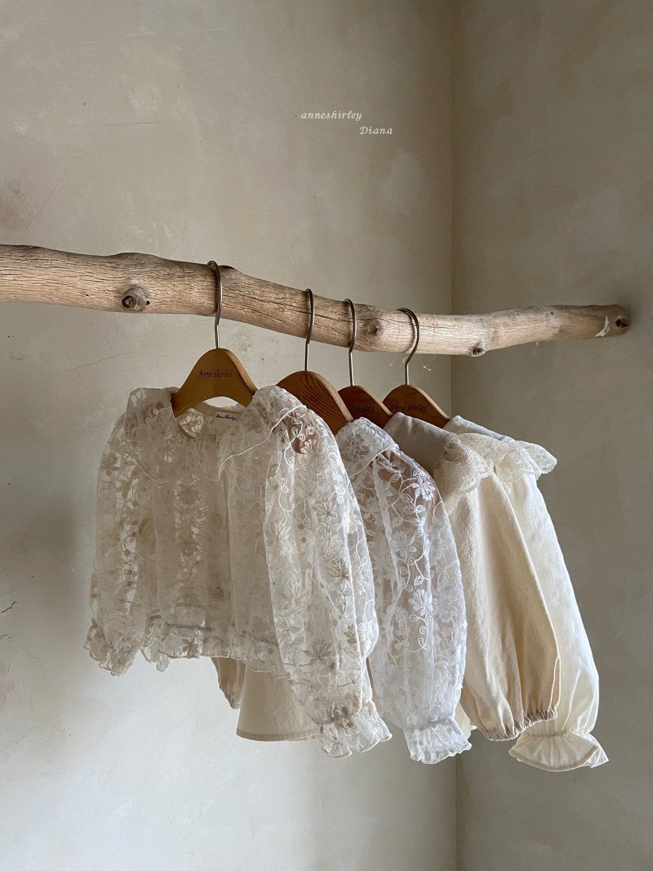 Lace collar cardigan