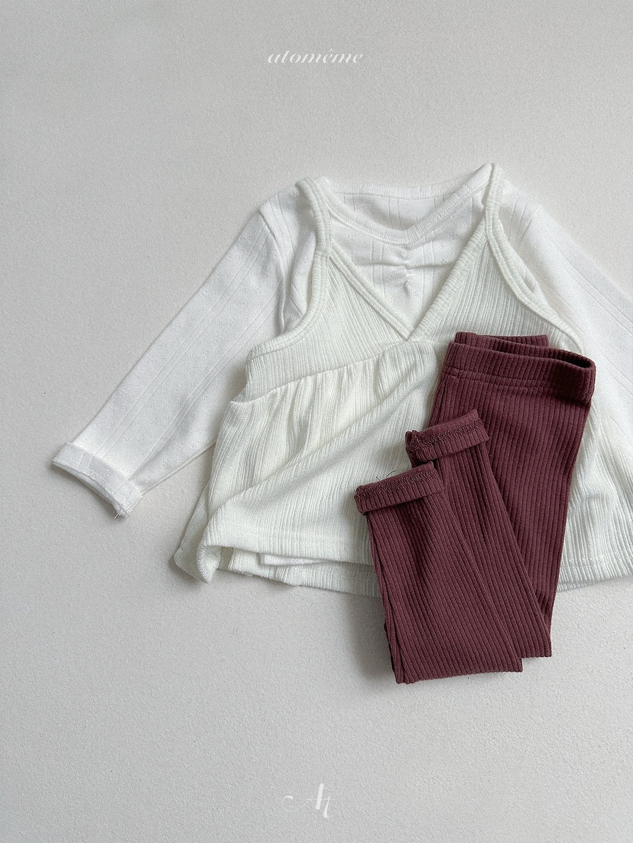 Milky rib leggings