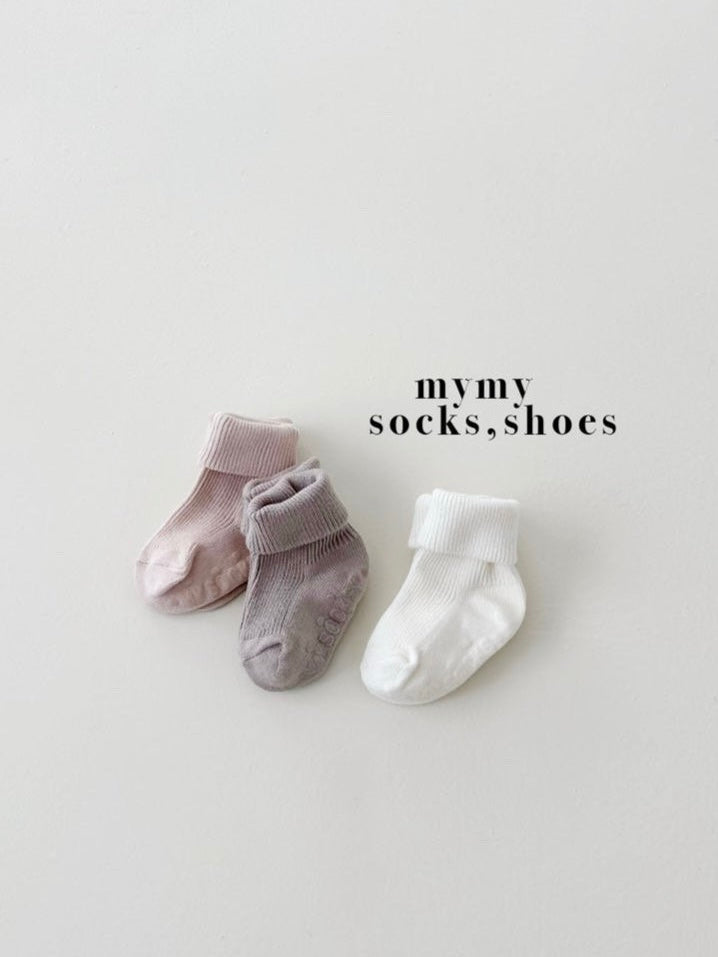 Baby milk socks set