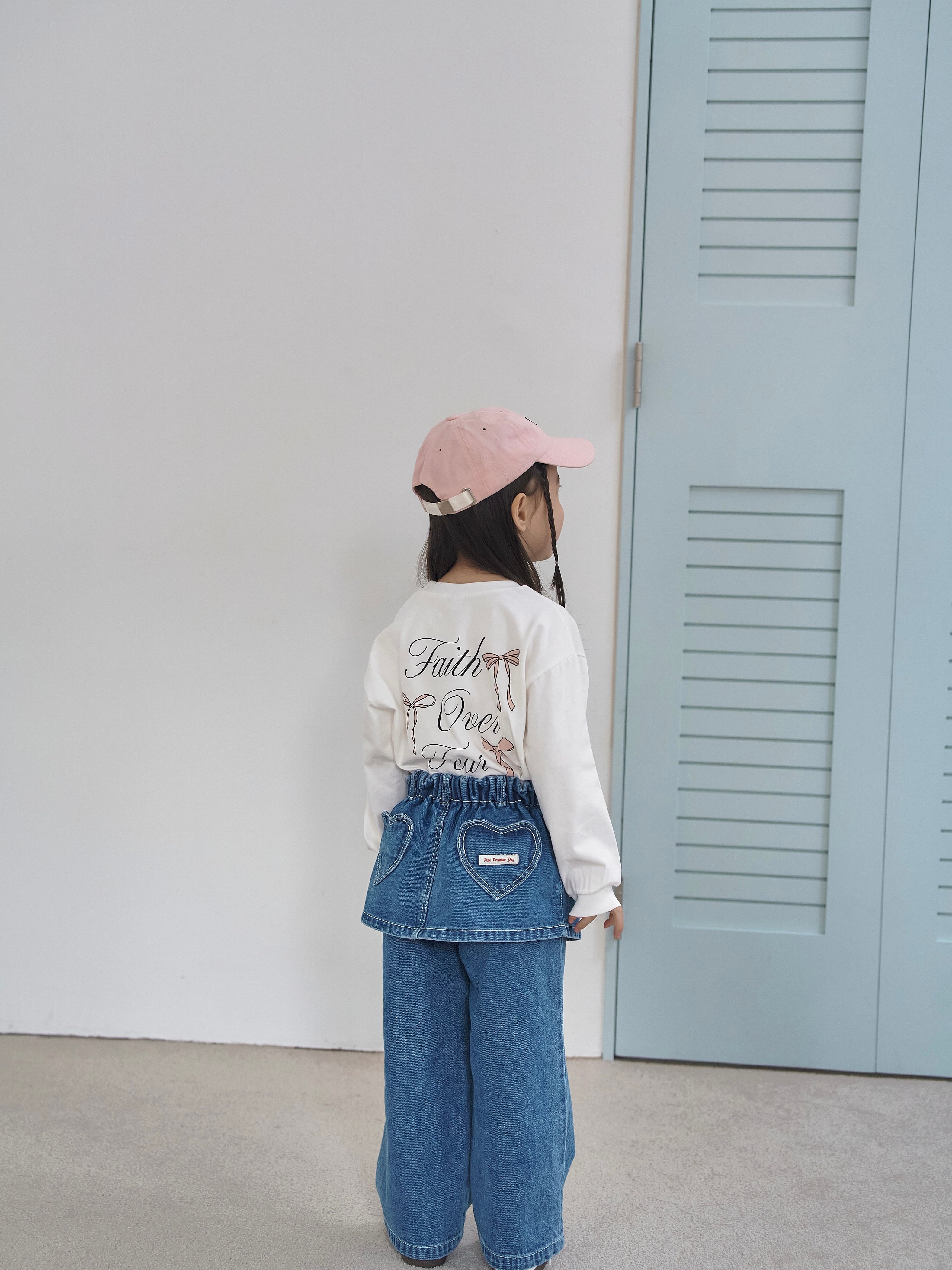 Heart label jeans