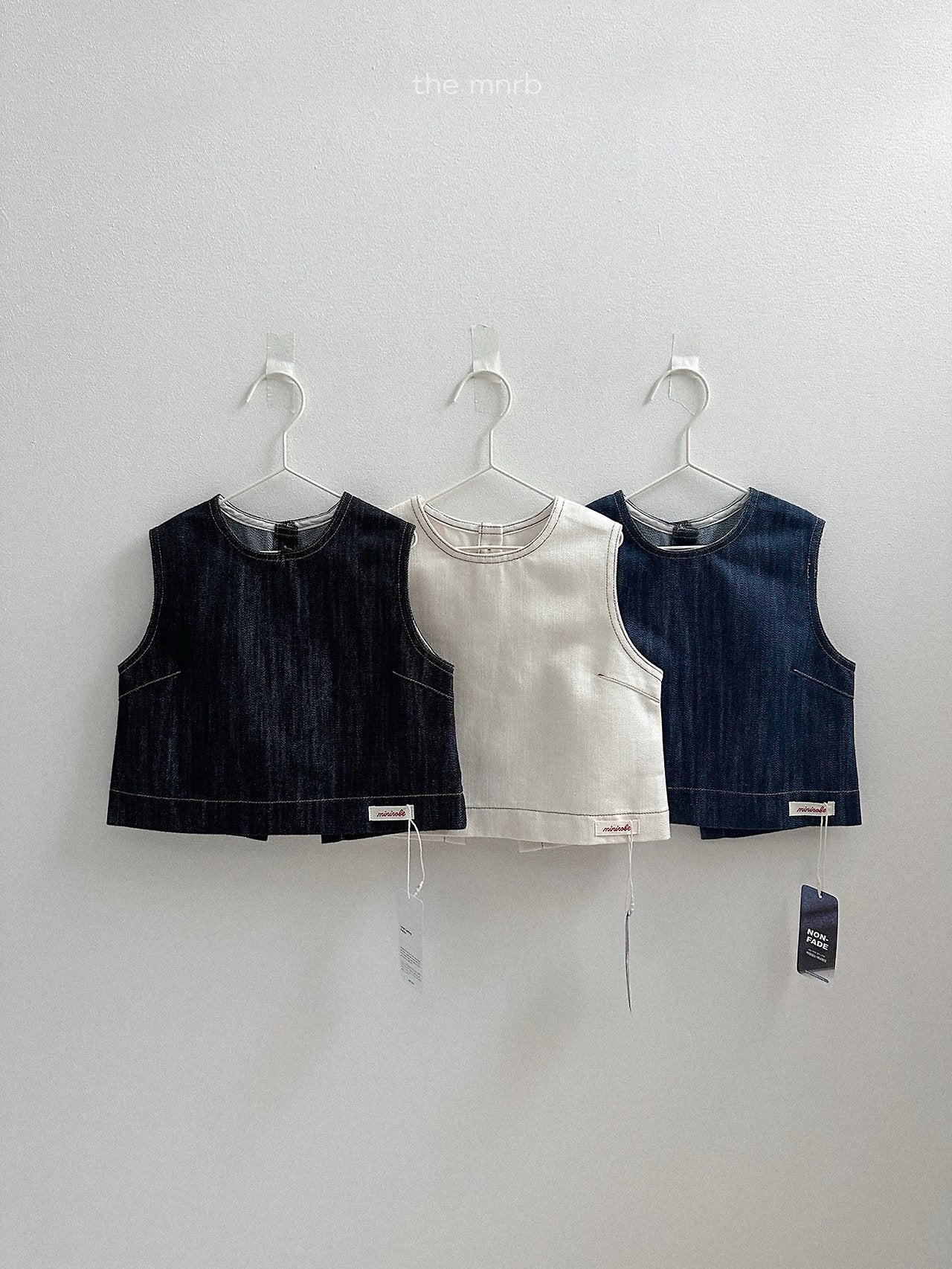Non-fade vest