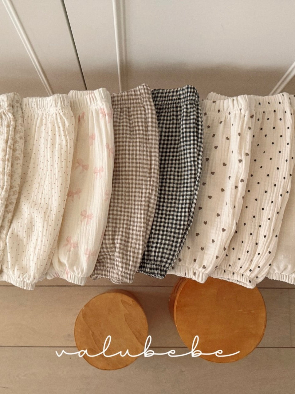 Spring pattern pants