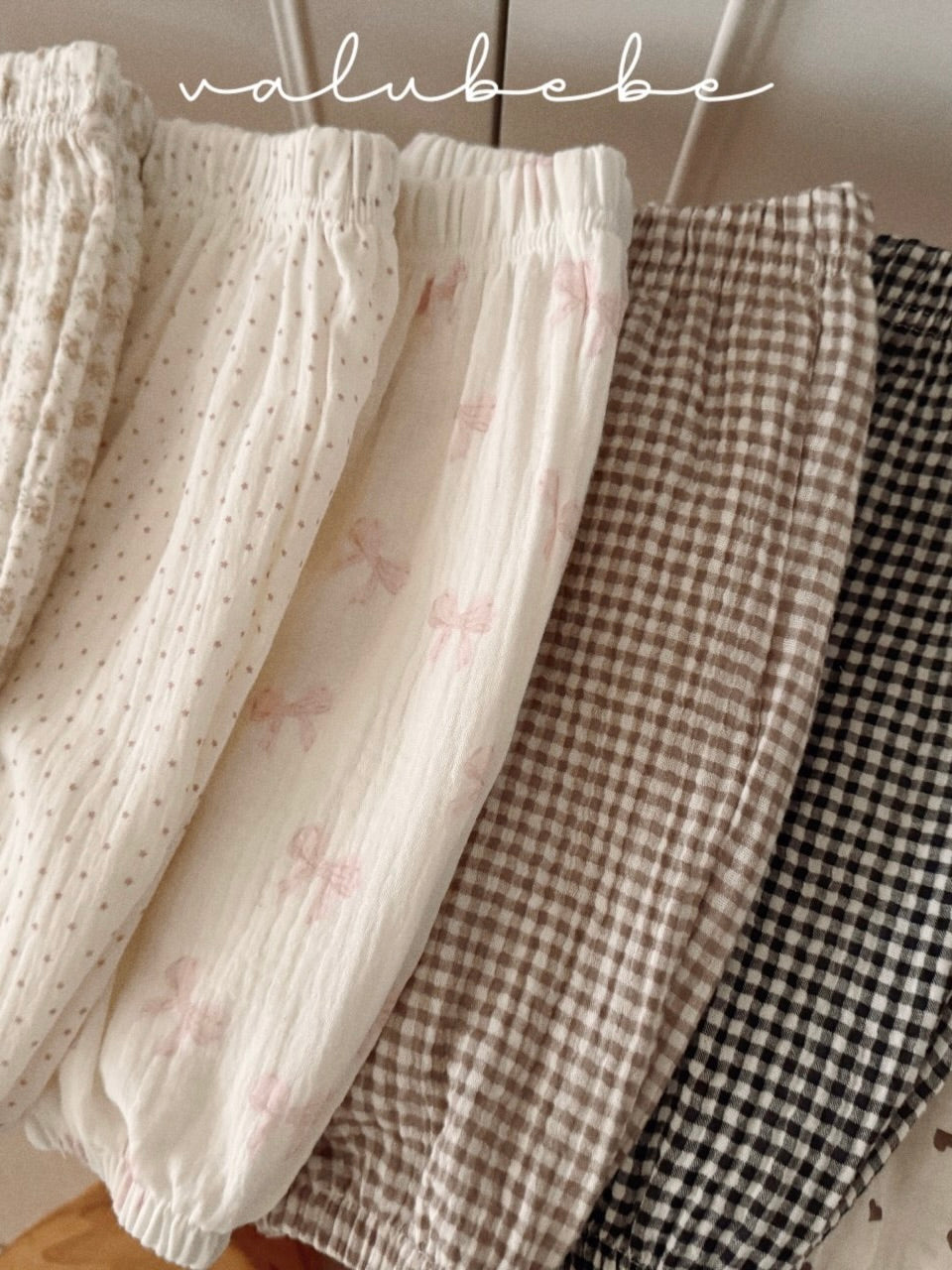 Spring pattern pants