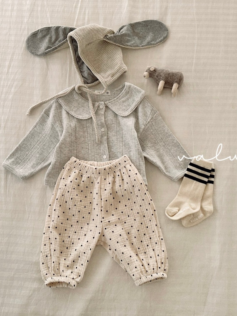 Spring pattern pants