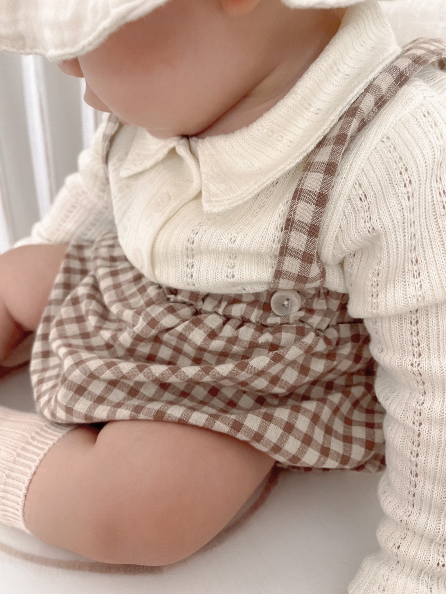 Eyelet soft collar T