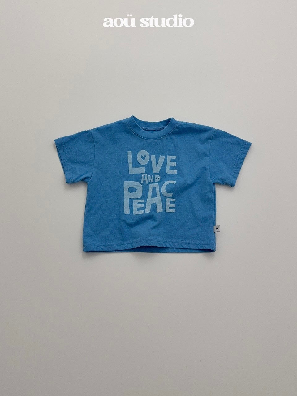 Love & peace T
