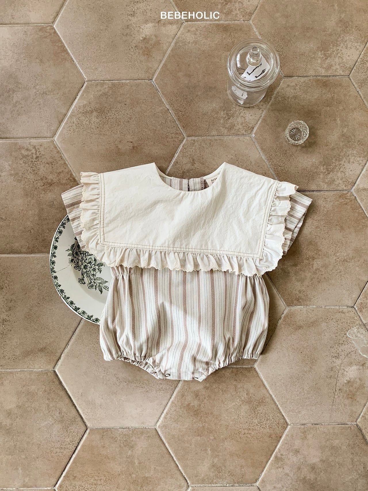 Cozy frill rompers