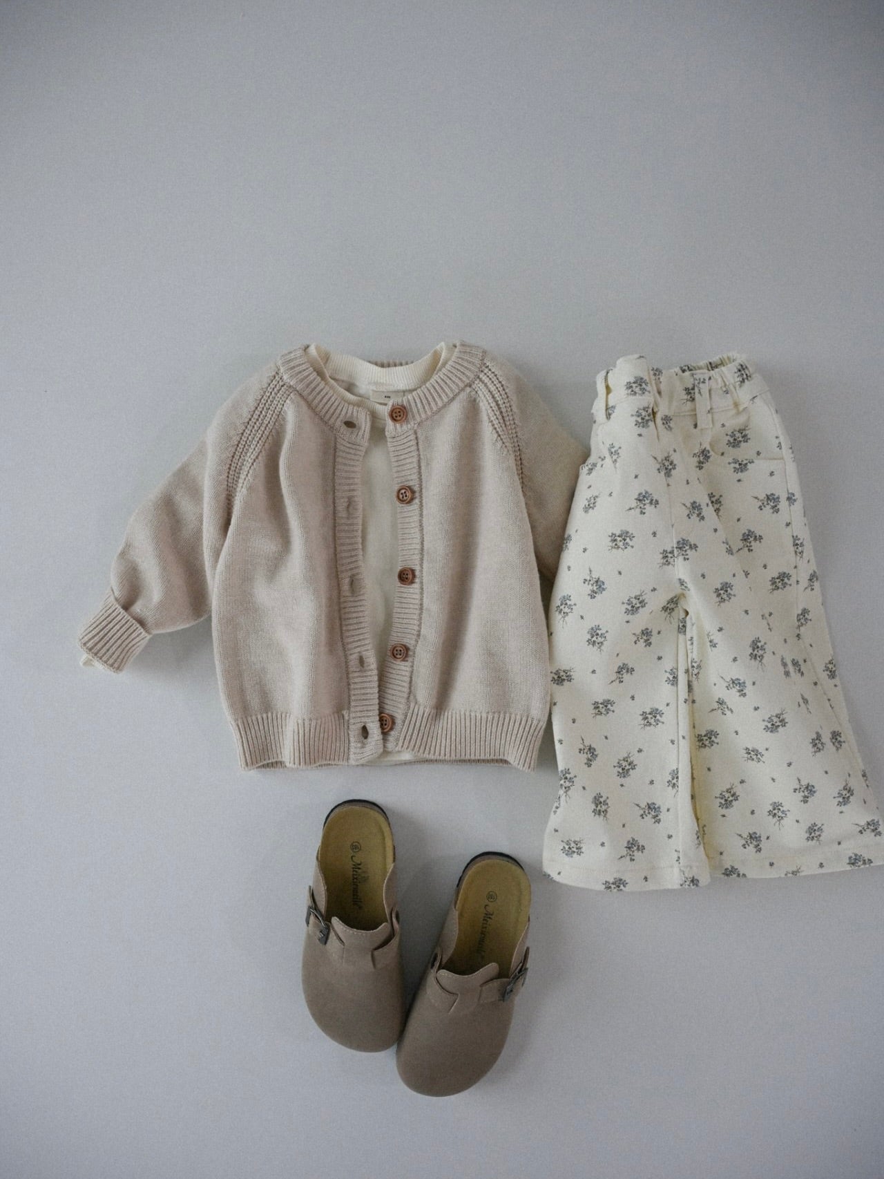 Patterned straight pants