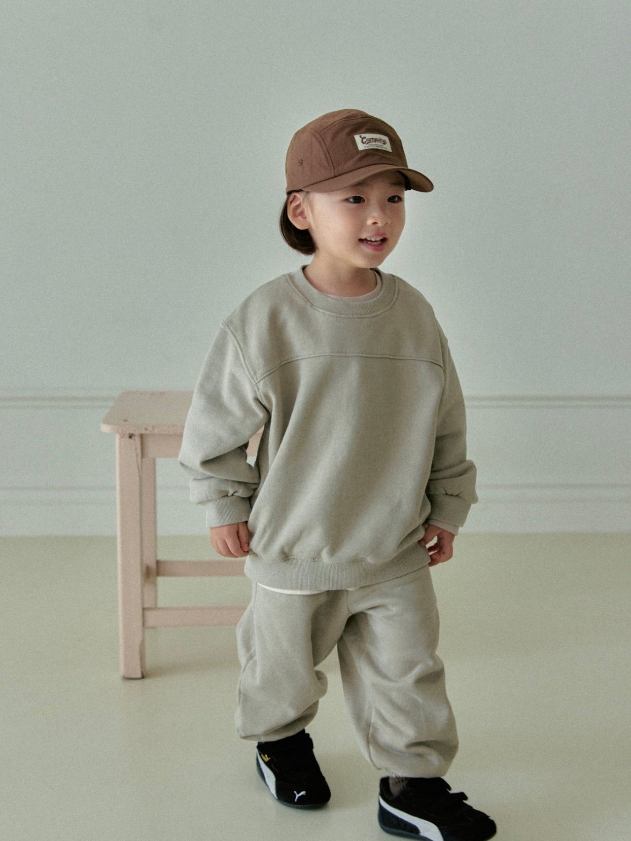 Pigment jogger pants