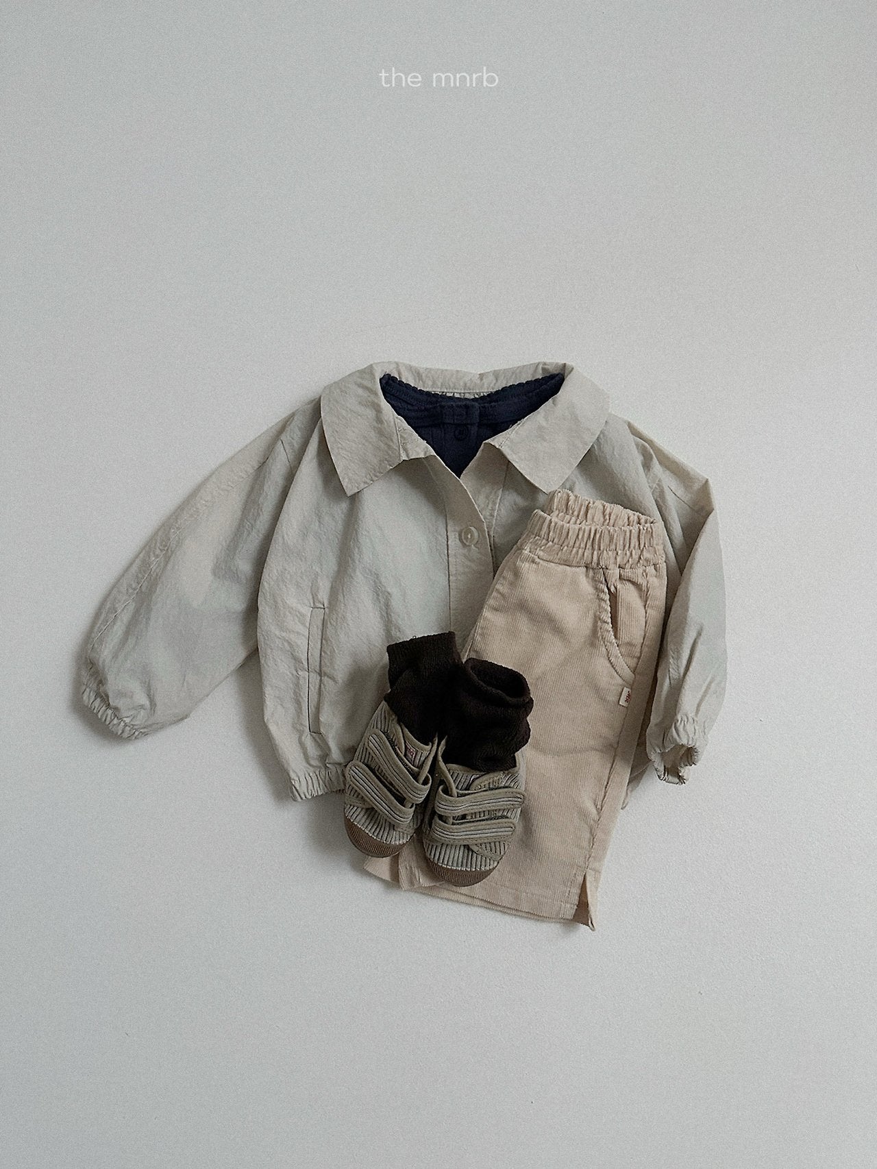 Ruffle short trench