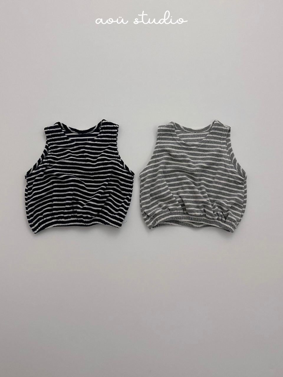 Como sleeveless