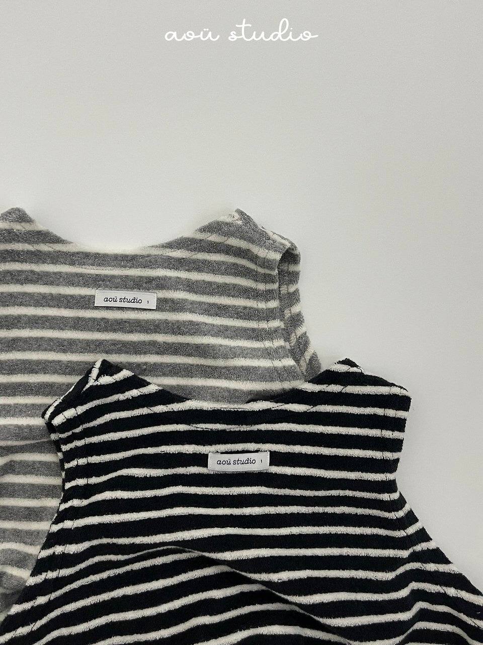 Como sleeveless