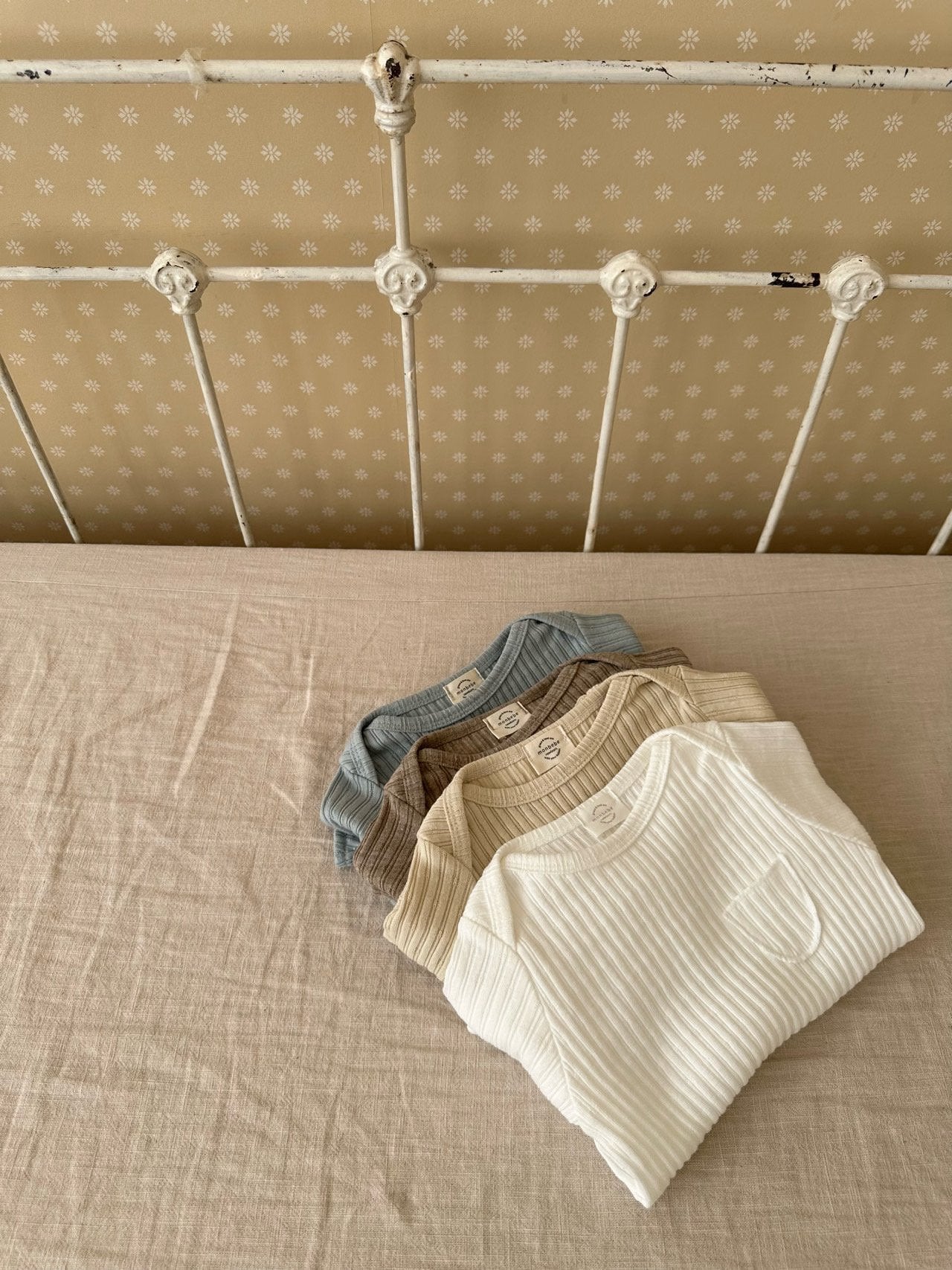 Leo boy rompers (with beanie)