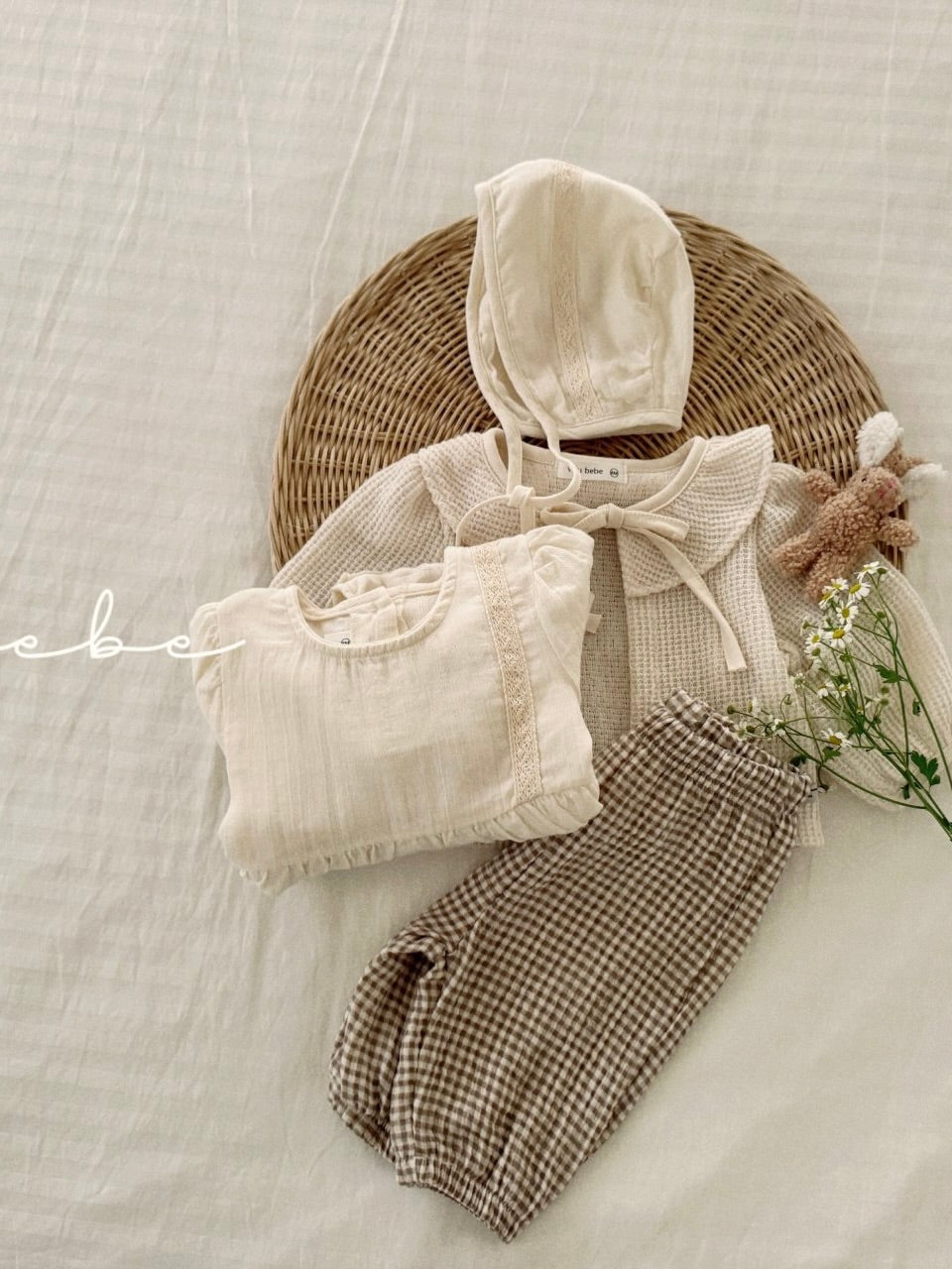 Spring pattern pants