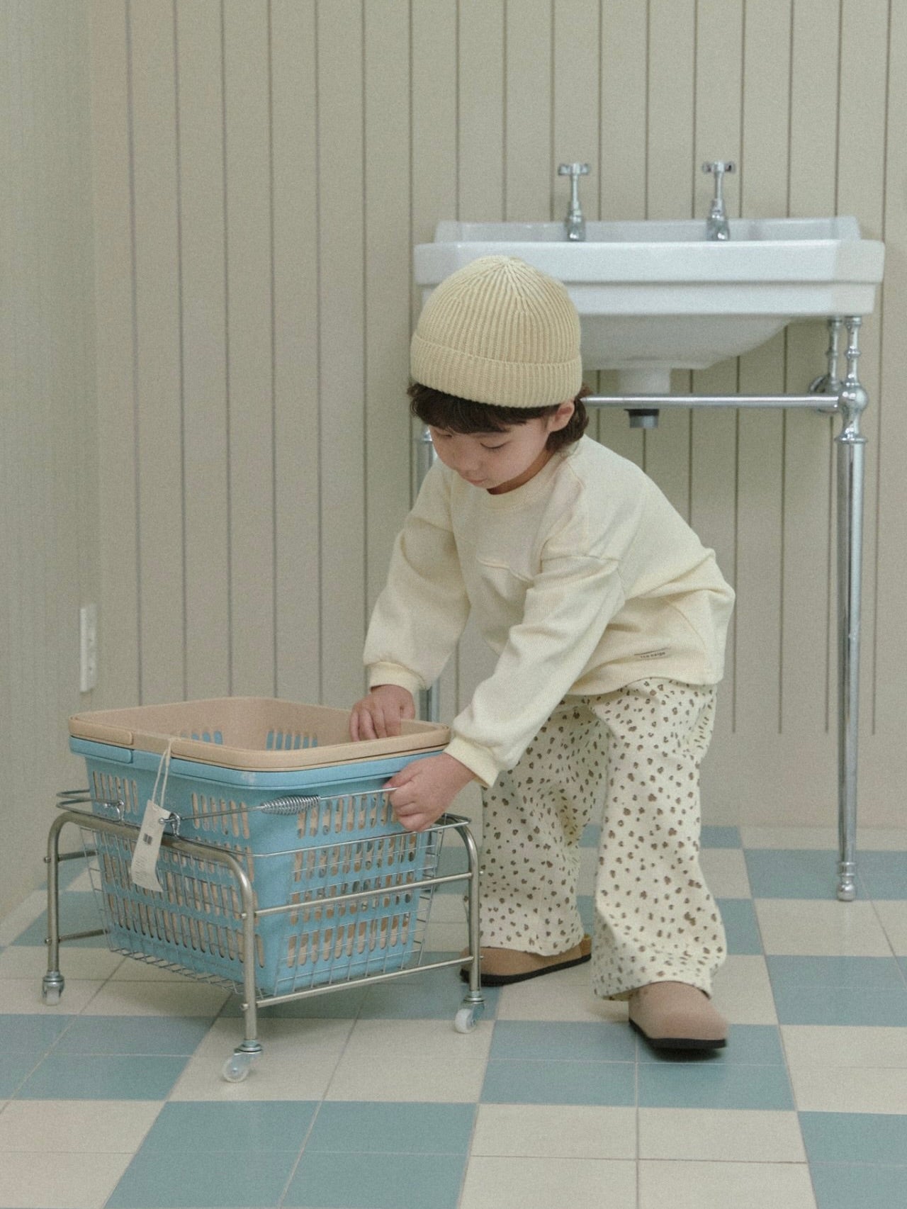 Patterned straight pants