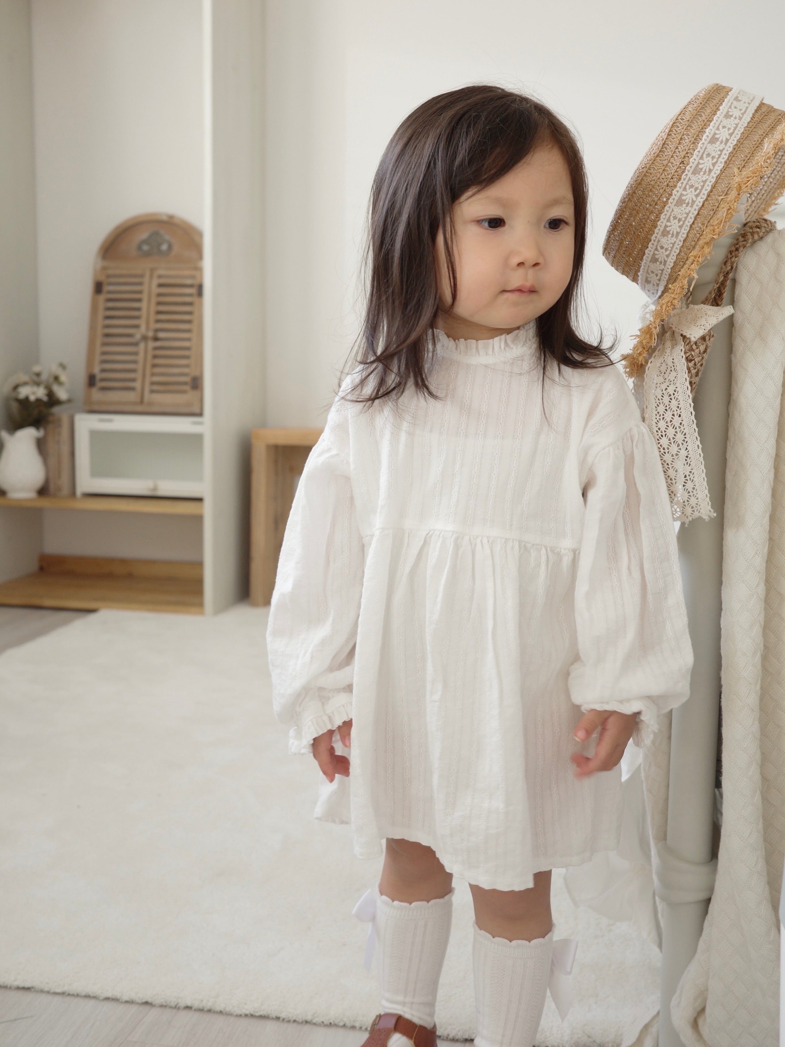 Balloon sleeve one piece