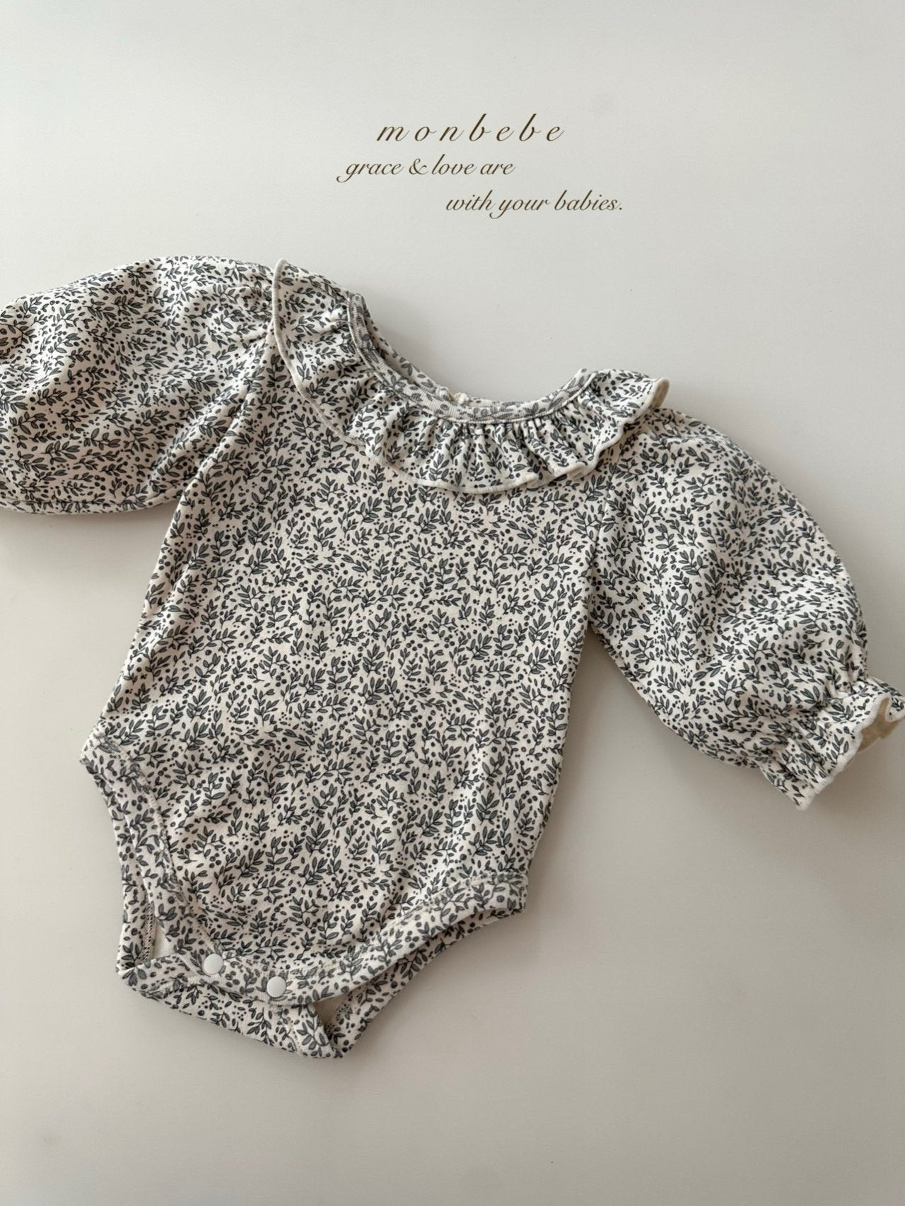 Natural frill rompers