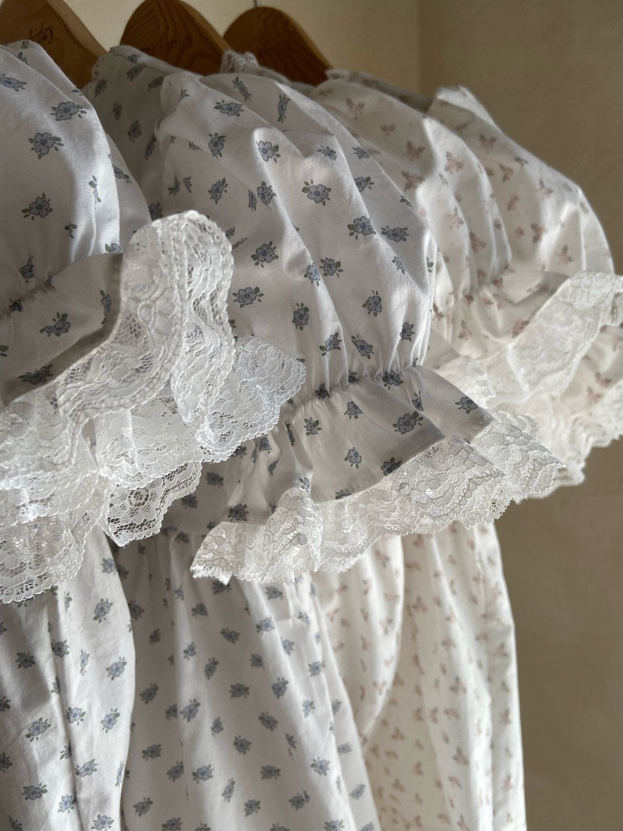 Rodin rompers