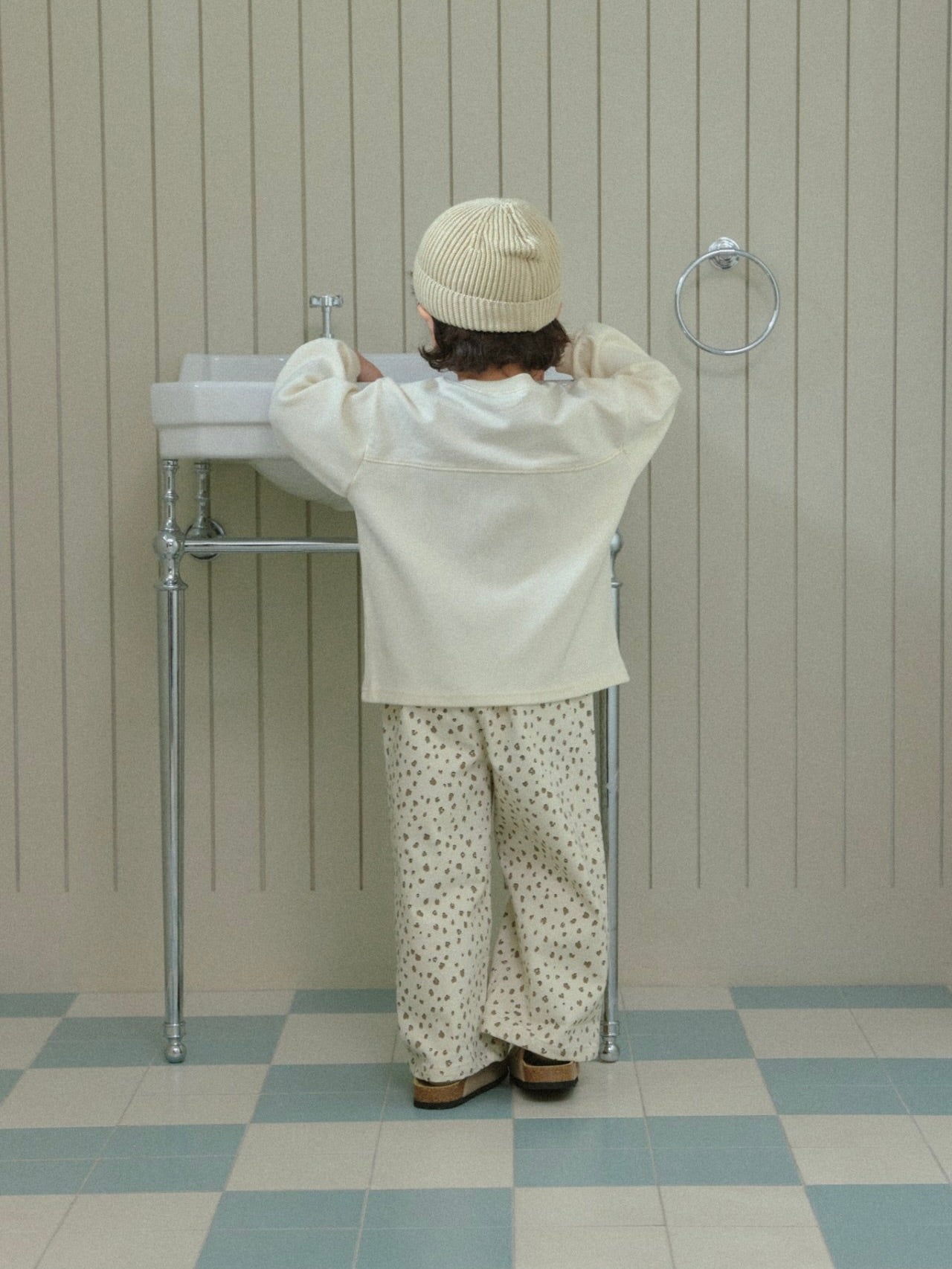 Patterned straight pants