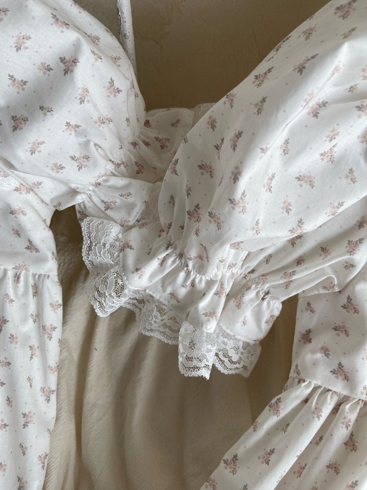 Rodin rompers