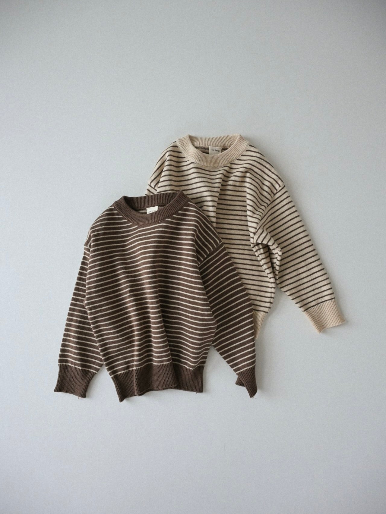 Round stripe knit