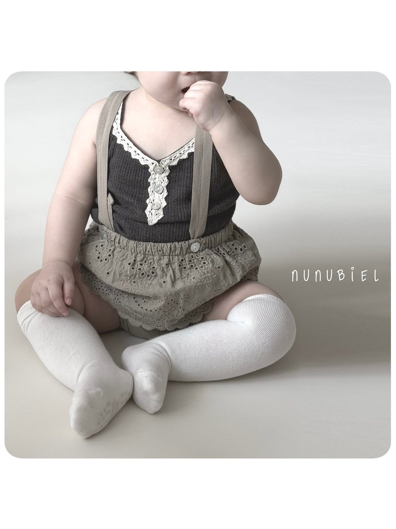 Bebe kichi sleeveless