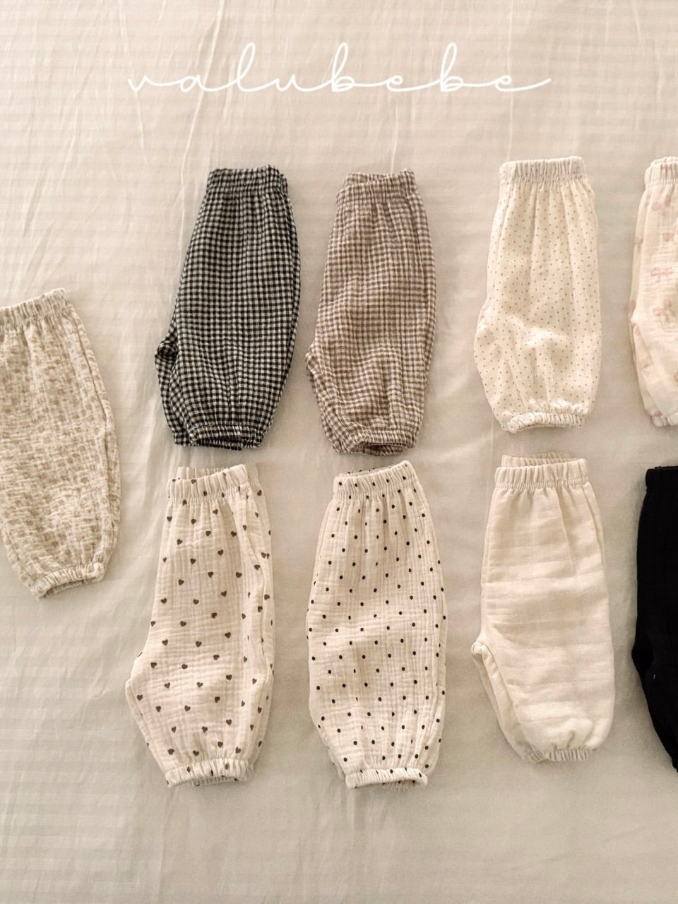 Spring pattern pants