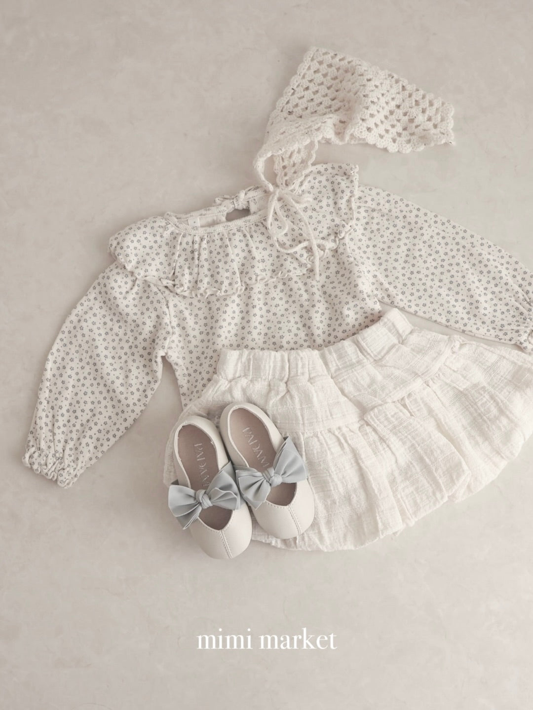 Mellow frill tops