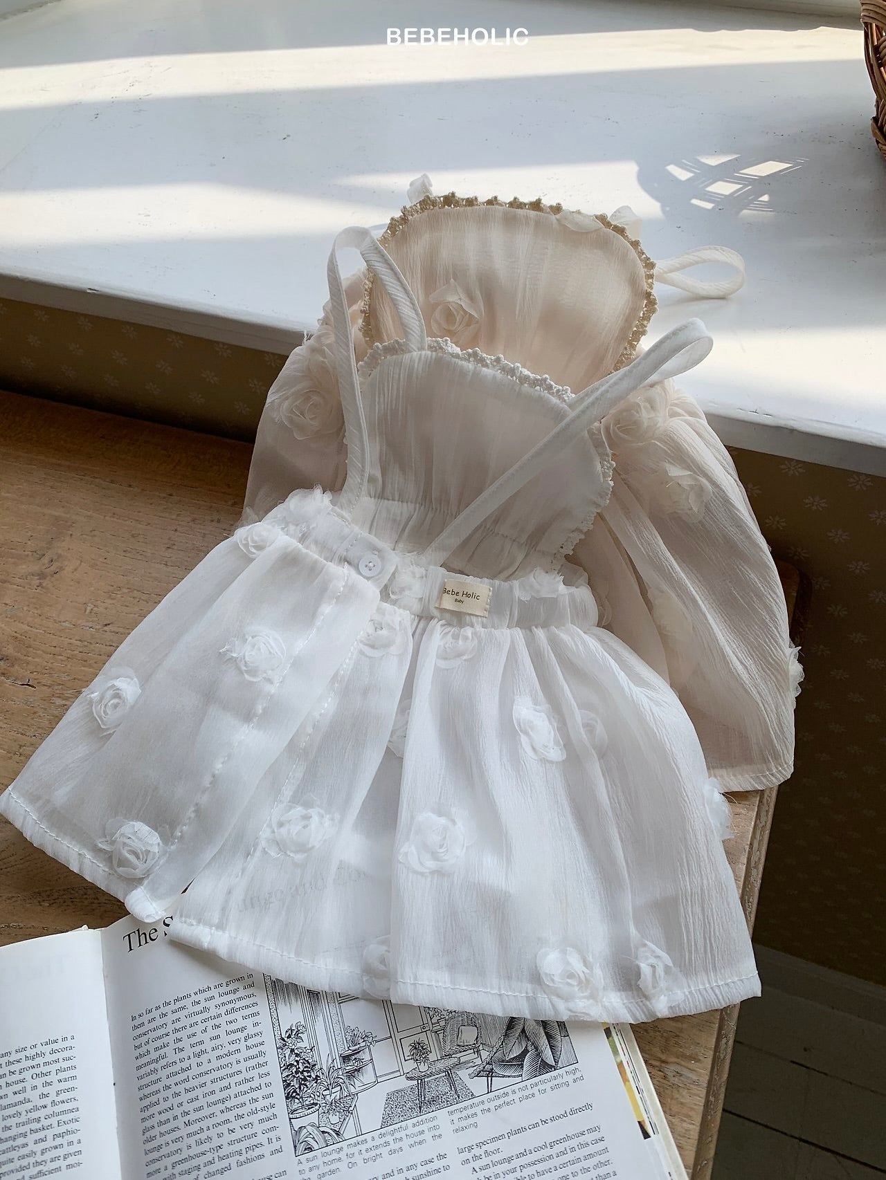 Rose apron skirt