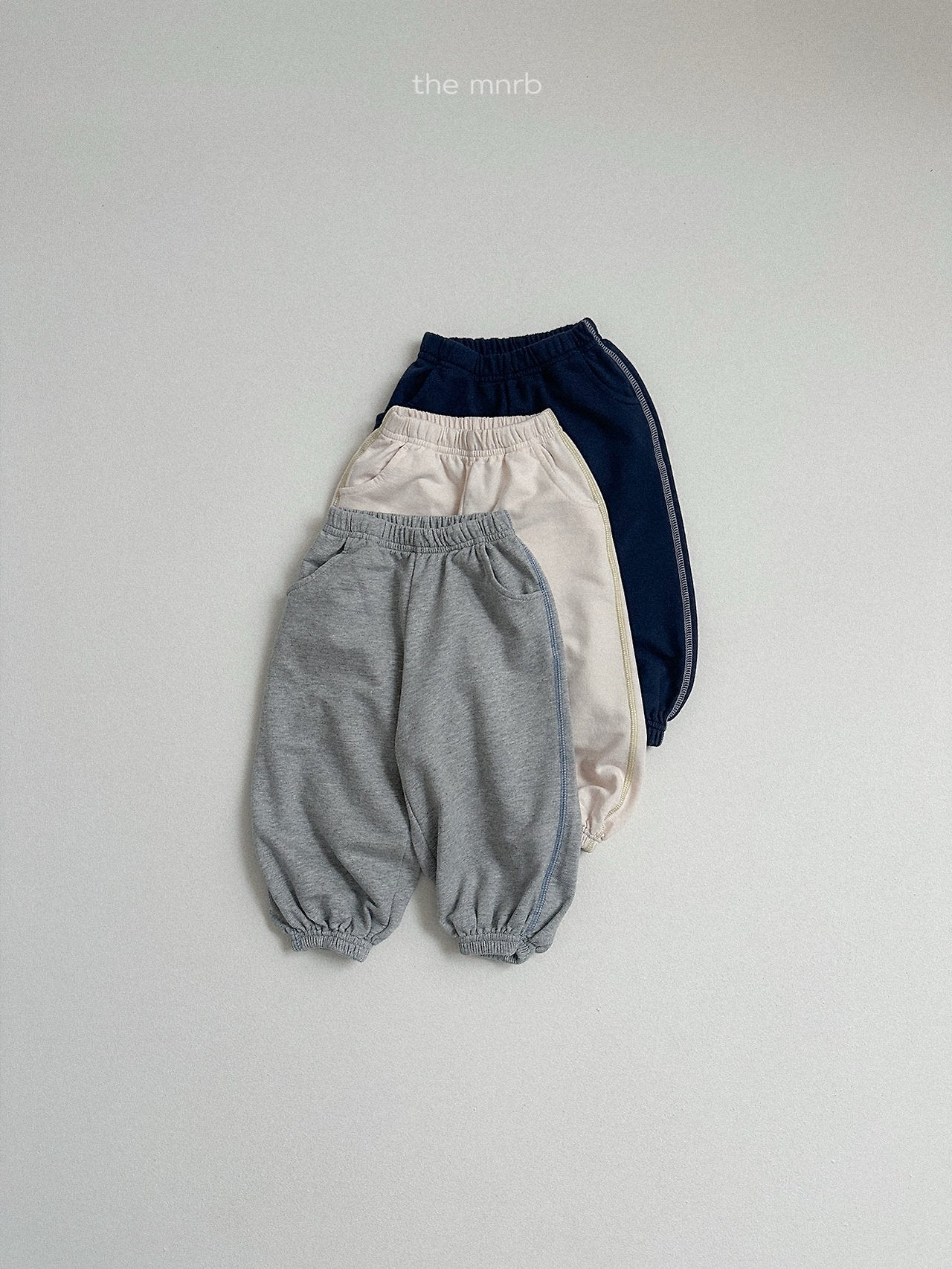 Contrast trim jogger pants